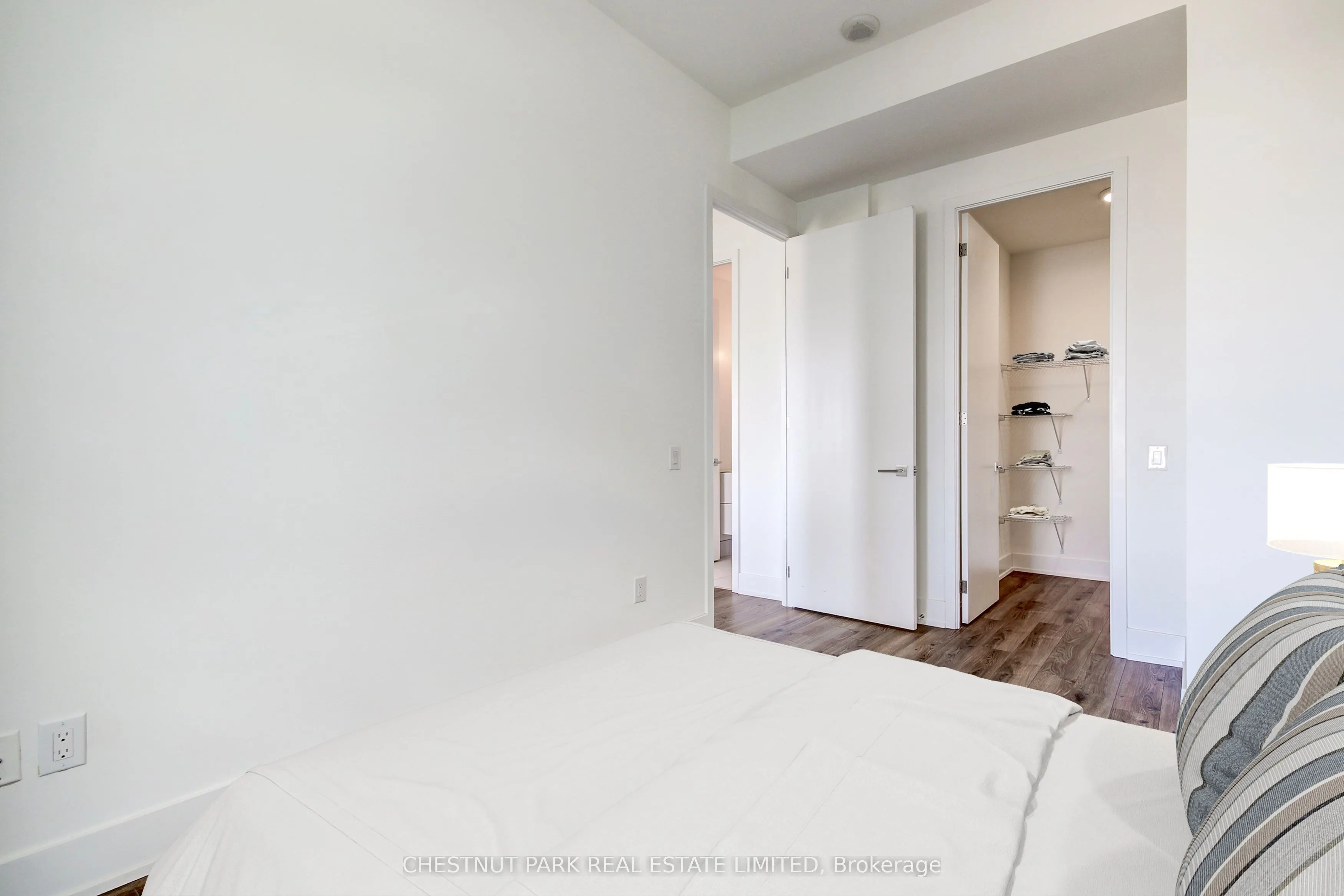 111 St Clair Avenue W, #1820