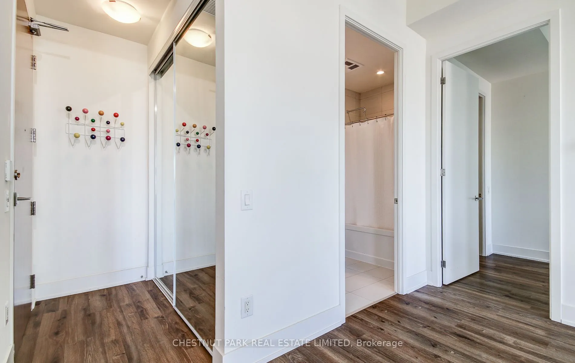 111 St Clair Avenue W, #1820