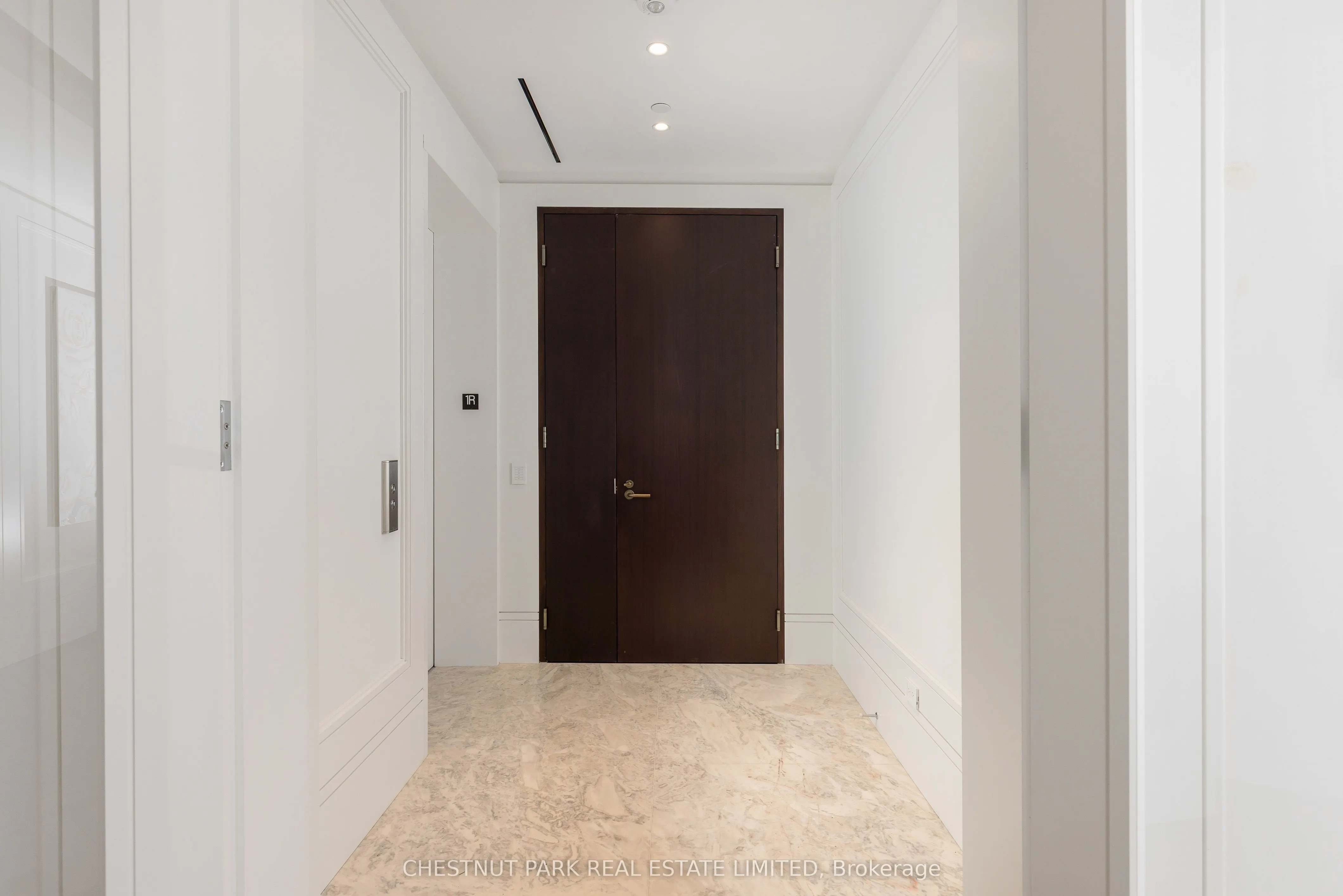 7 Dale Avenue, #106