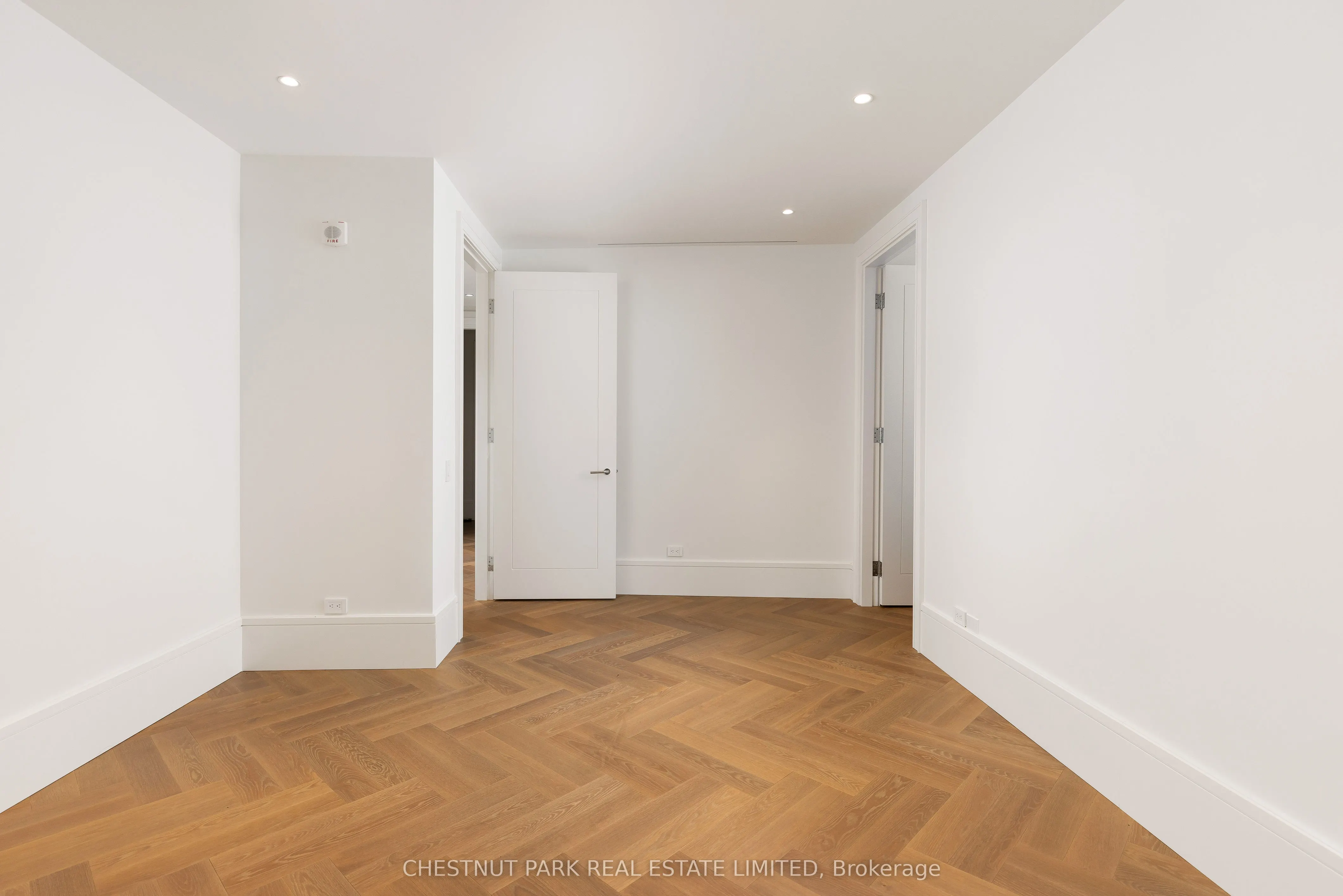 7 Dale Avenue, #106