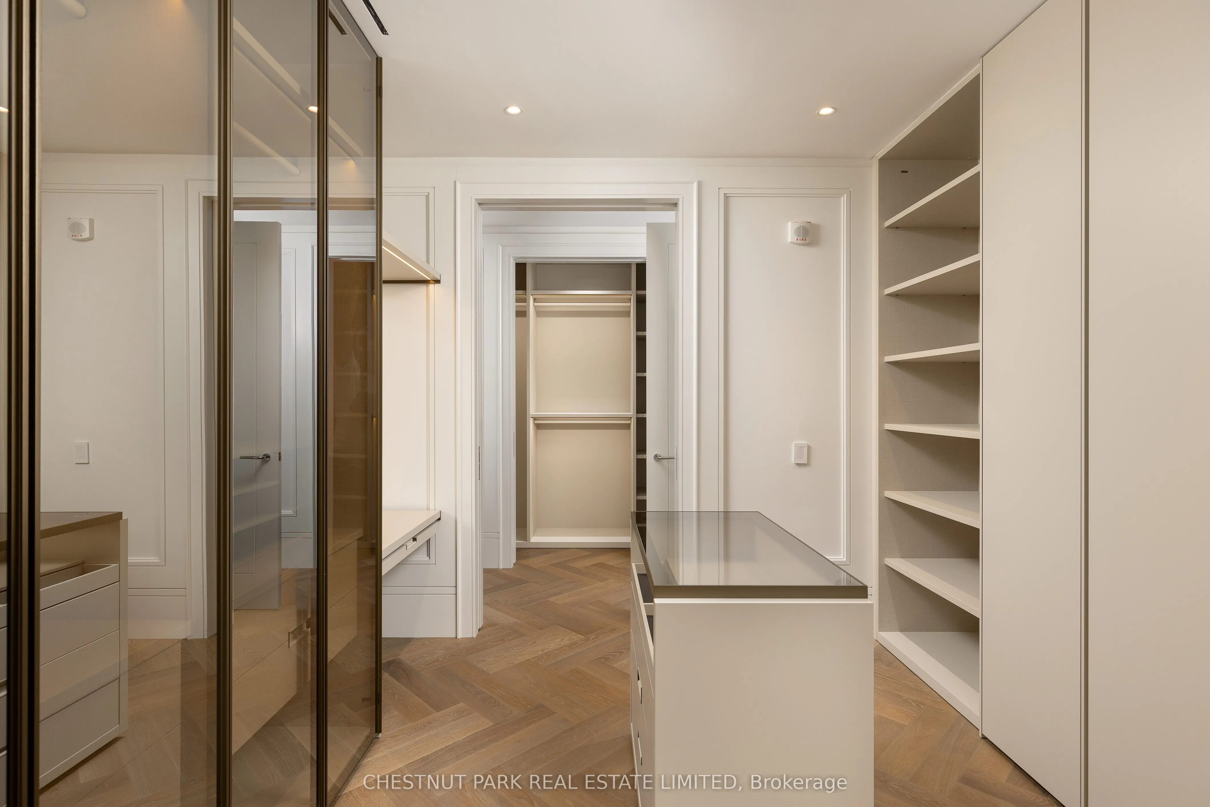 7 Dale Avenue, #106