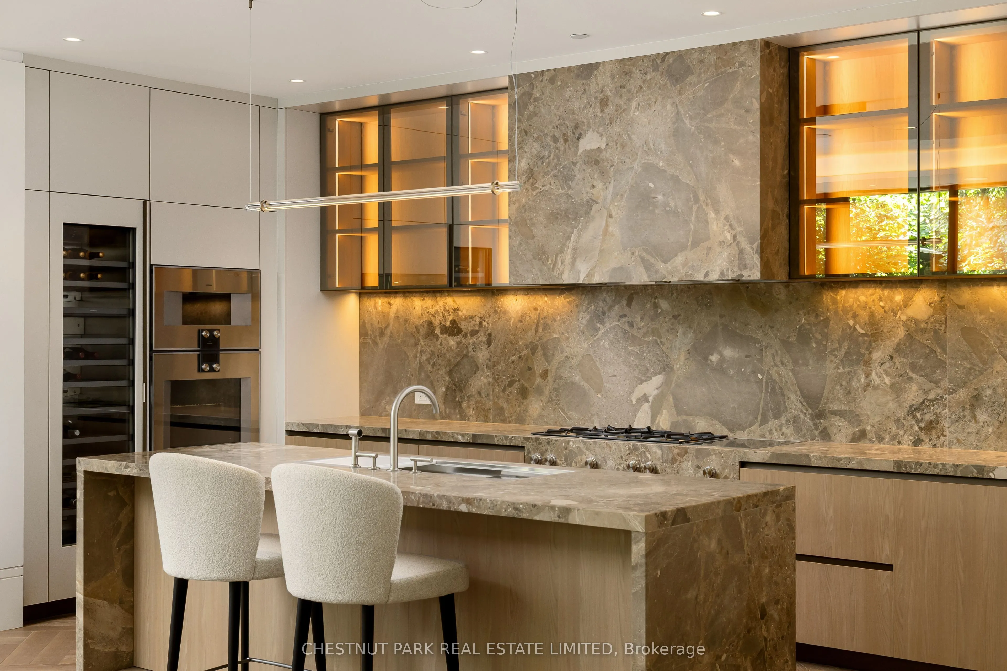 7 Dale Avenue, #106