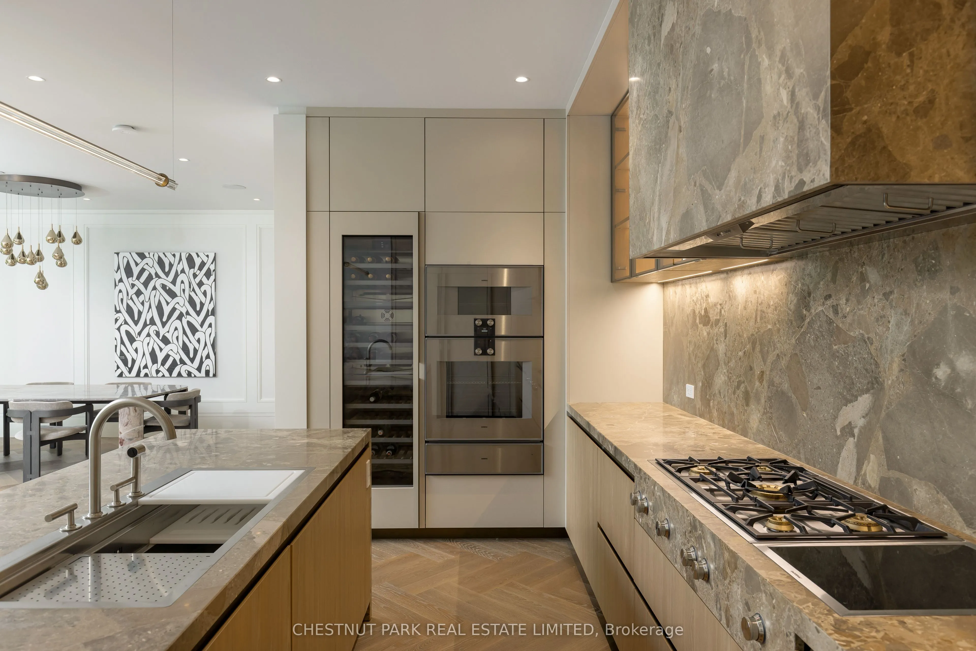 7 Dale Avenue, #106