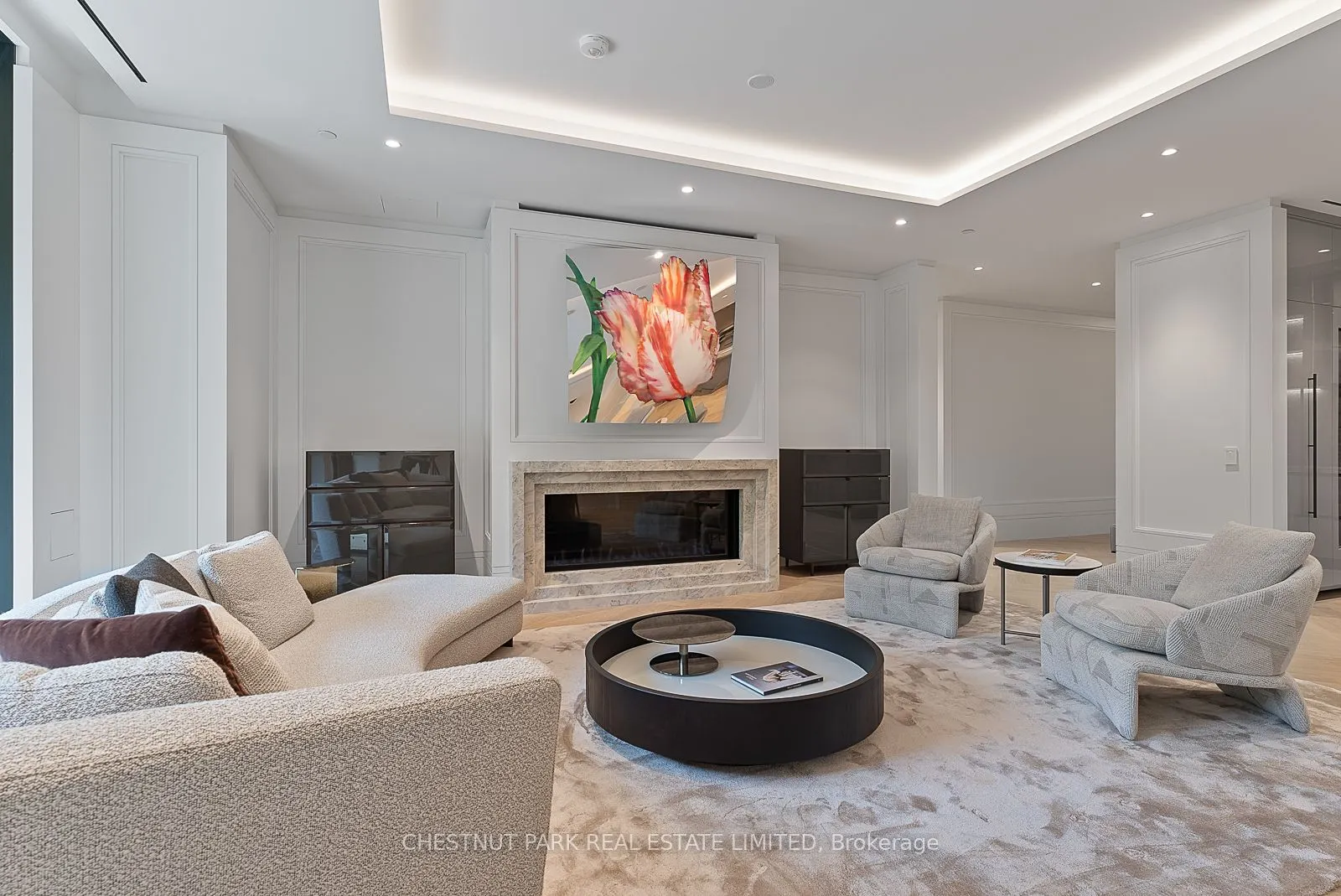 7 Dale Avenue, #102