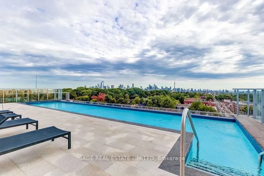 501 St Clair Avenue W, #908