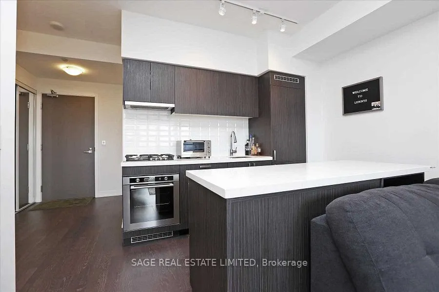 501 St Clair Avenue W, #908