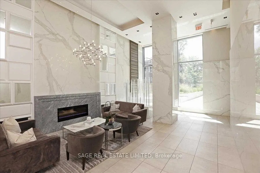 501 St Clair Avenue W, #908