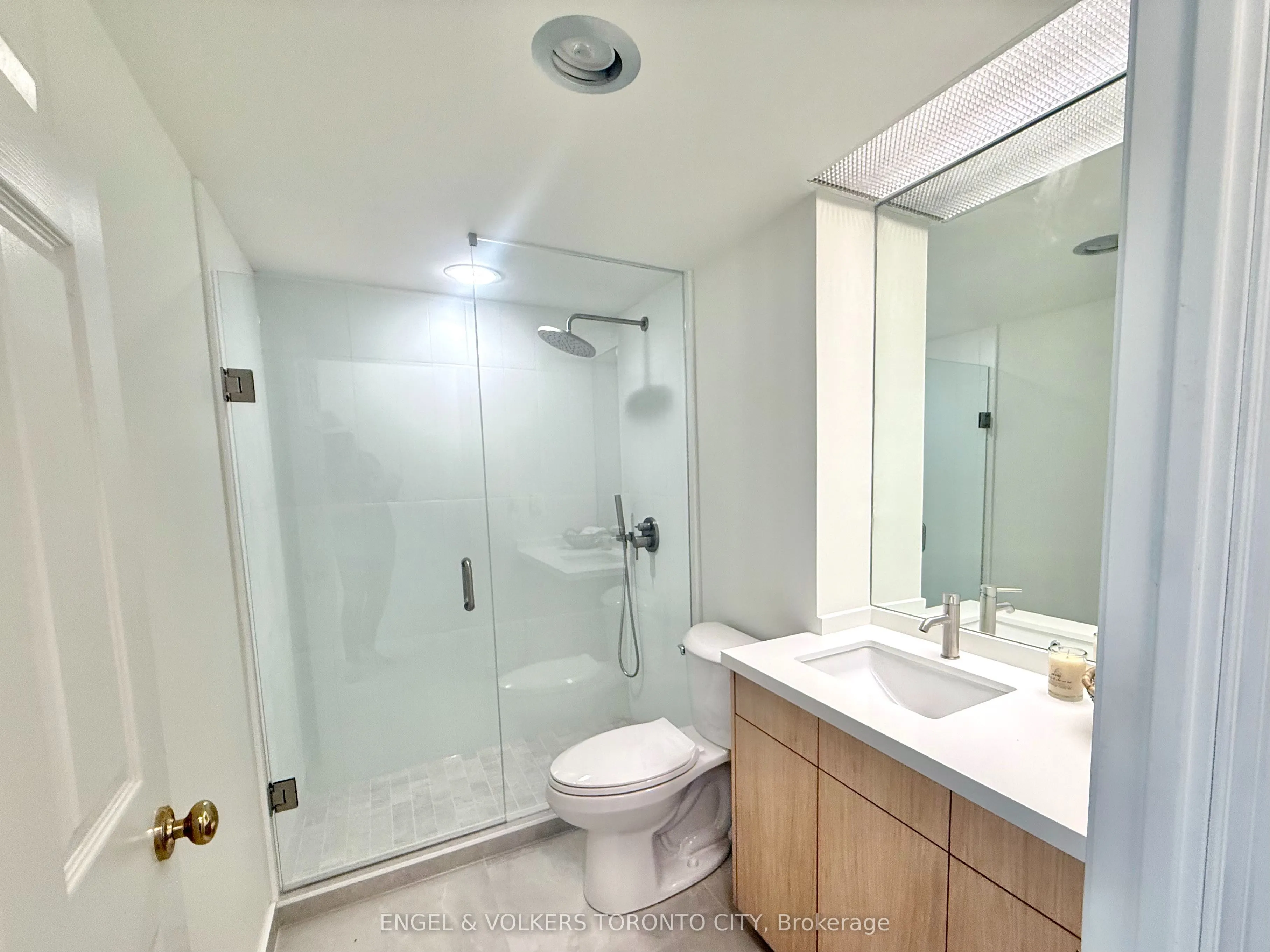 2900 yonge Street, #507