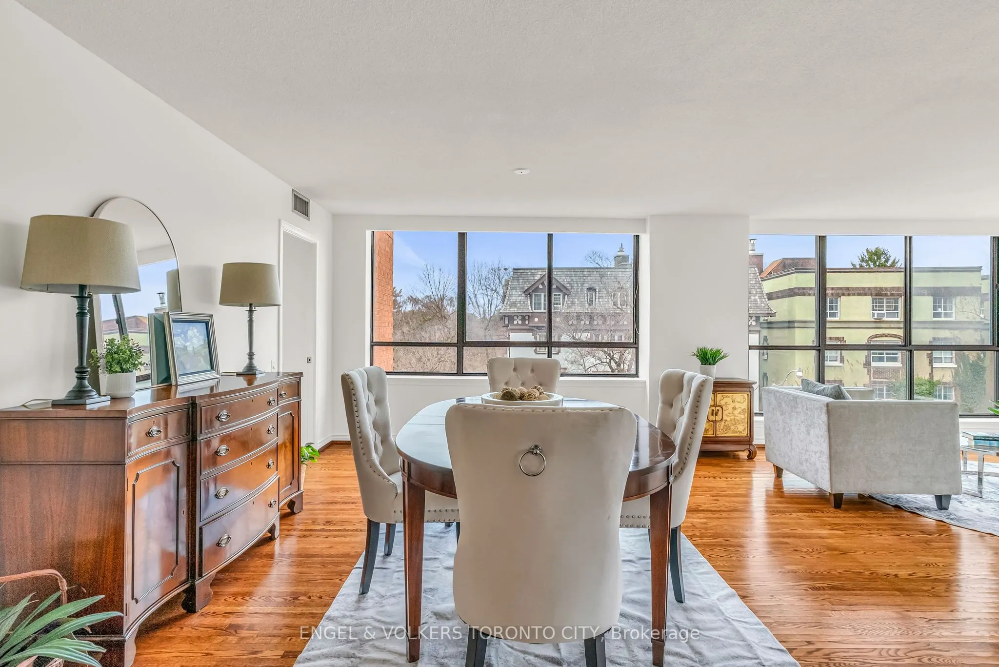 2900 yonge Street, #507