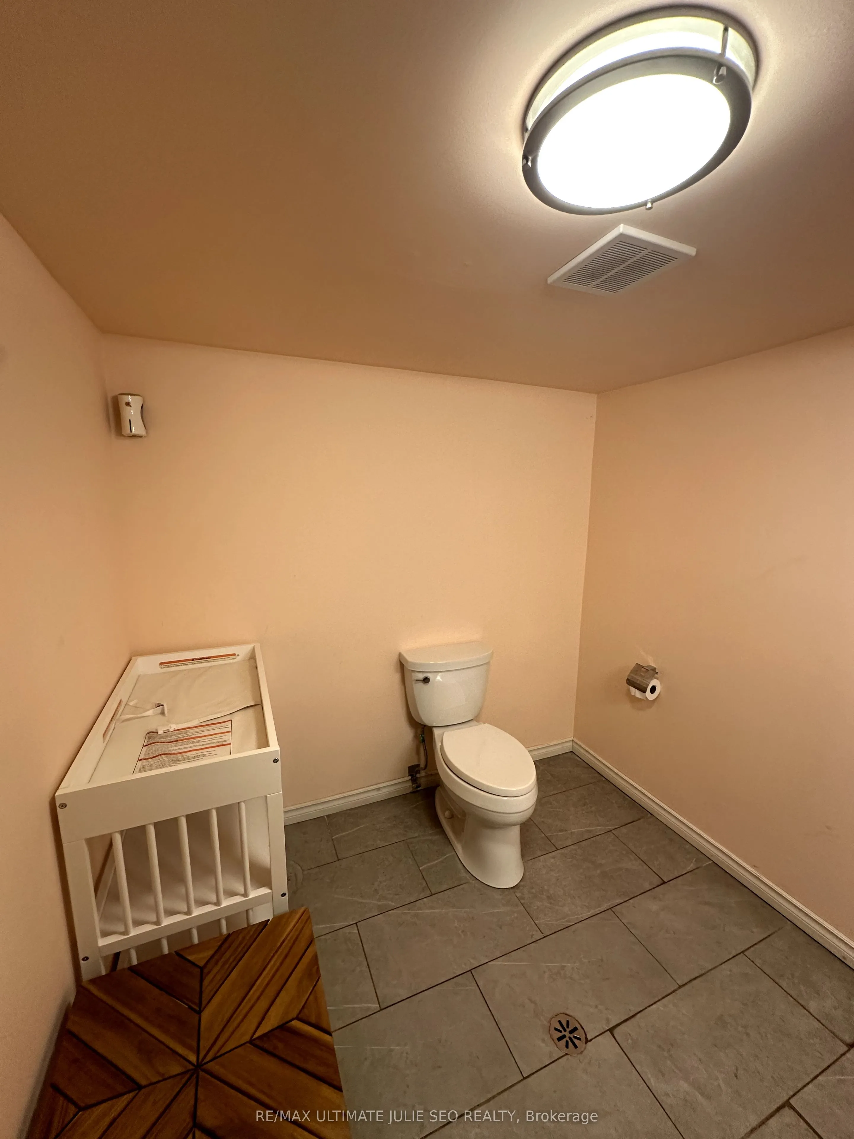780 St Clair Avenue W, #MAIN FLOOR