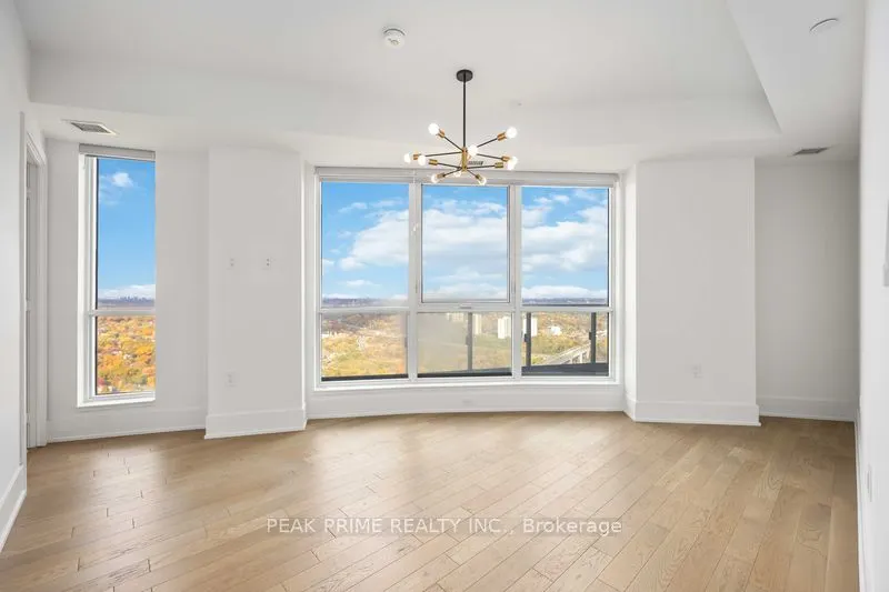 585 Bloor Street E, #4218