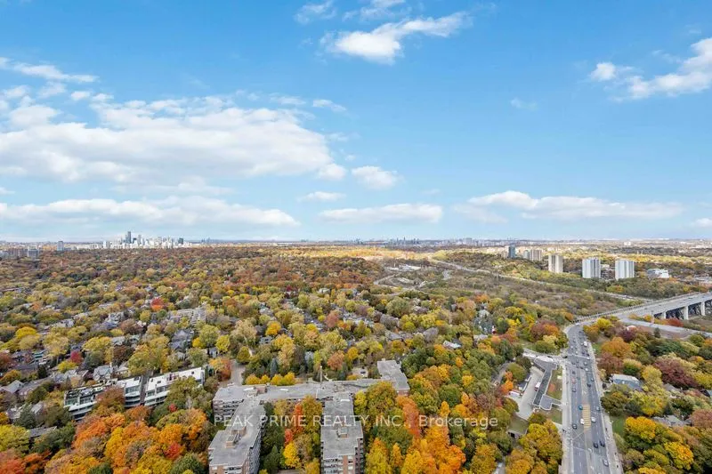 585 Bloor Street E, #4218