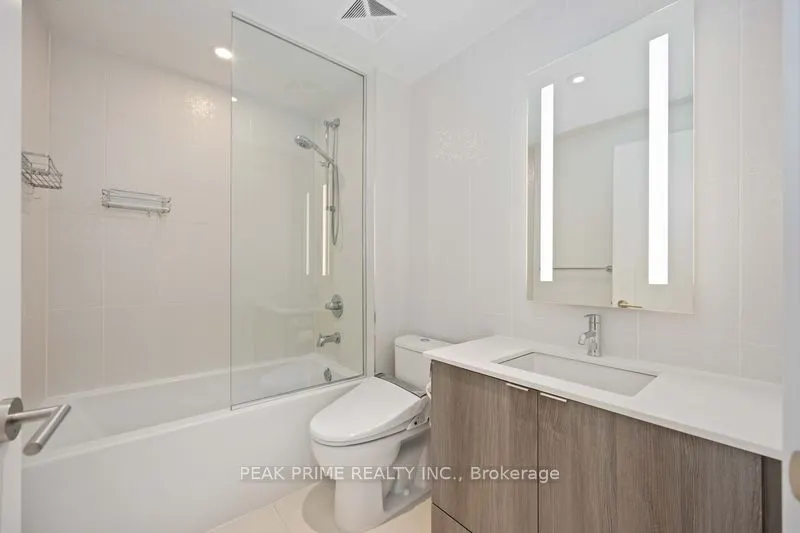 585 Bloor Street E, #4218
