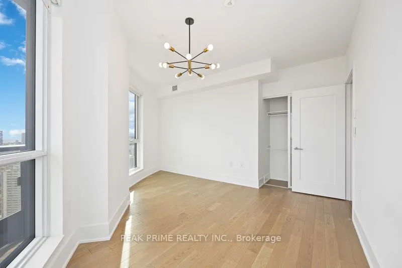 585 Bloor Street E, #4218