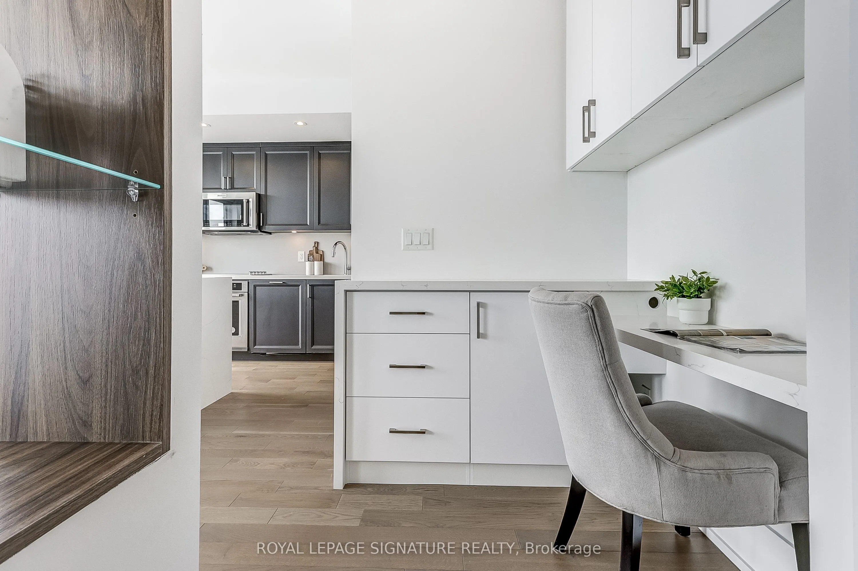 25 Adra Grado Way, #853