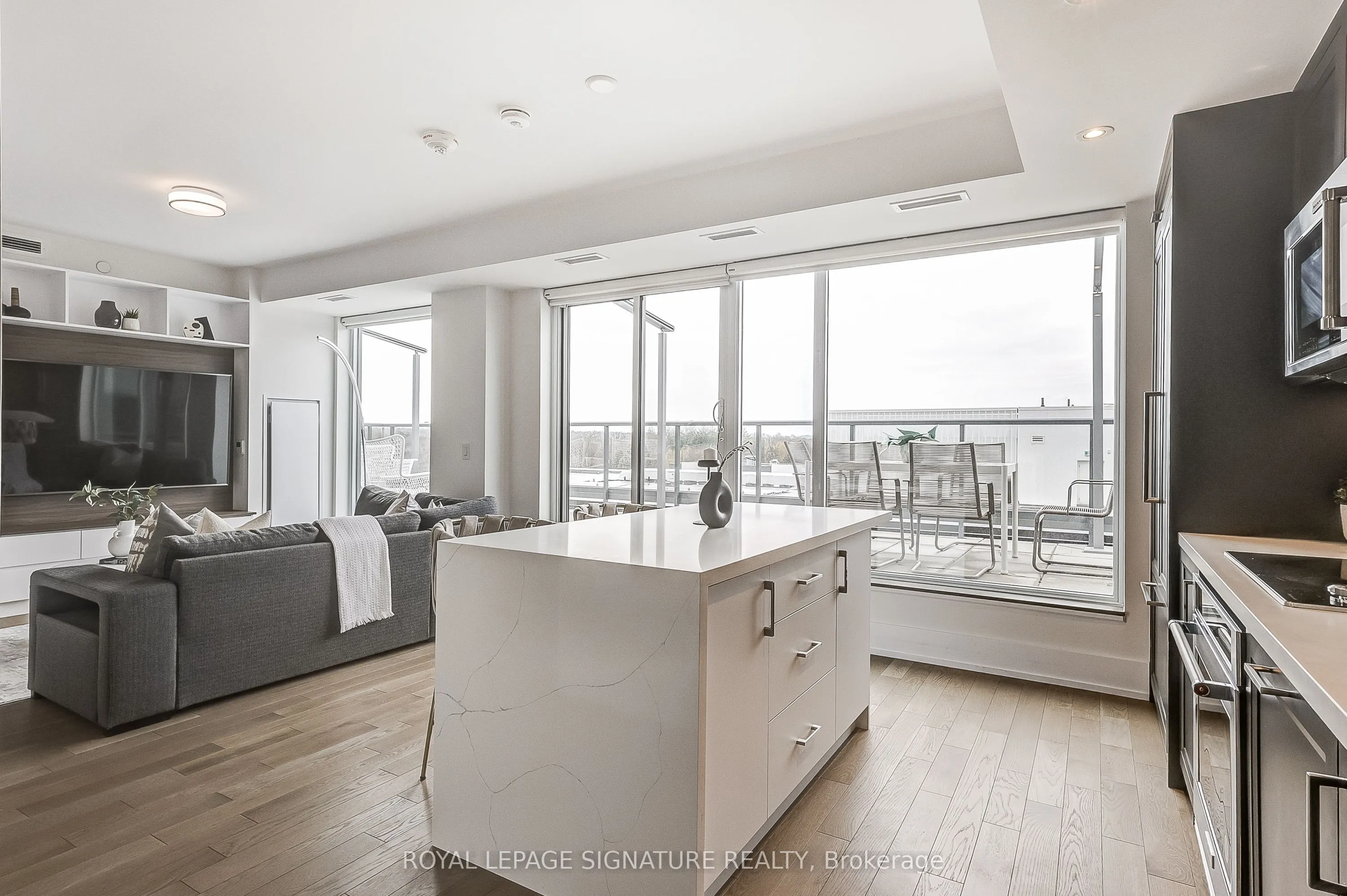 25 Adra Grado Way, #853