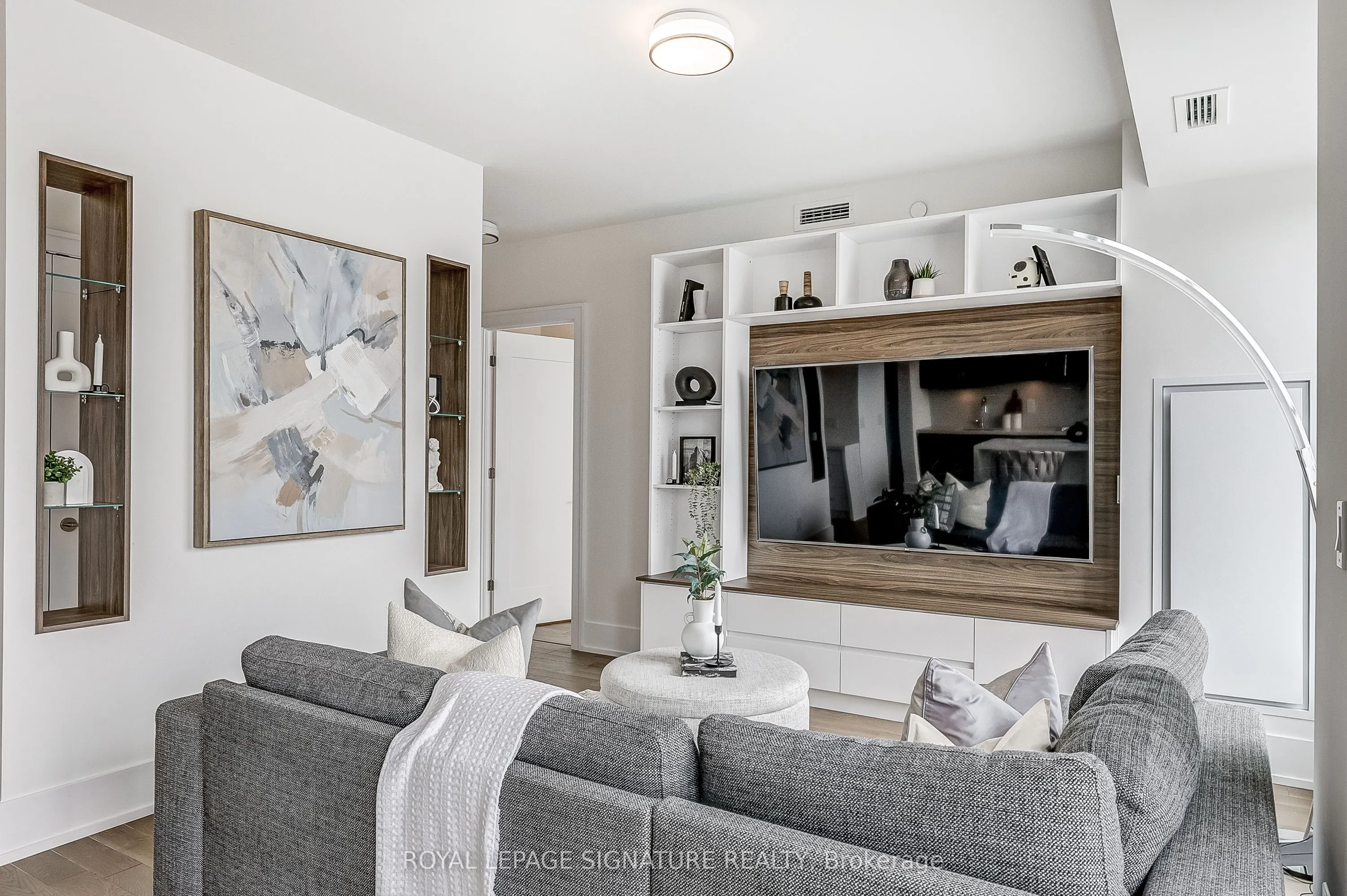 25 Adra Grado Way, #853
