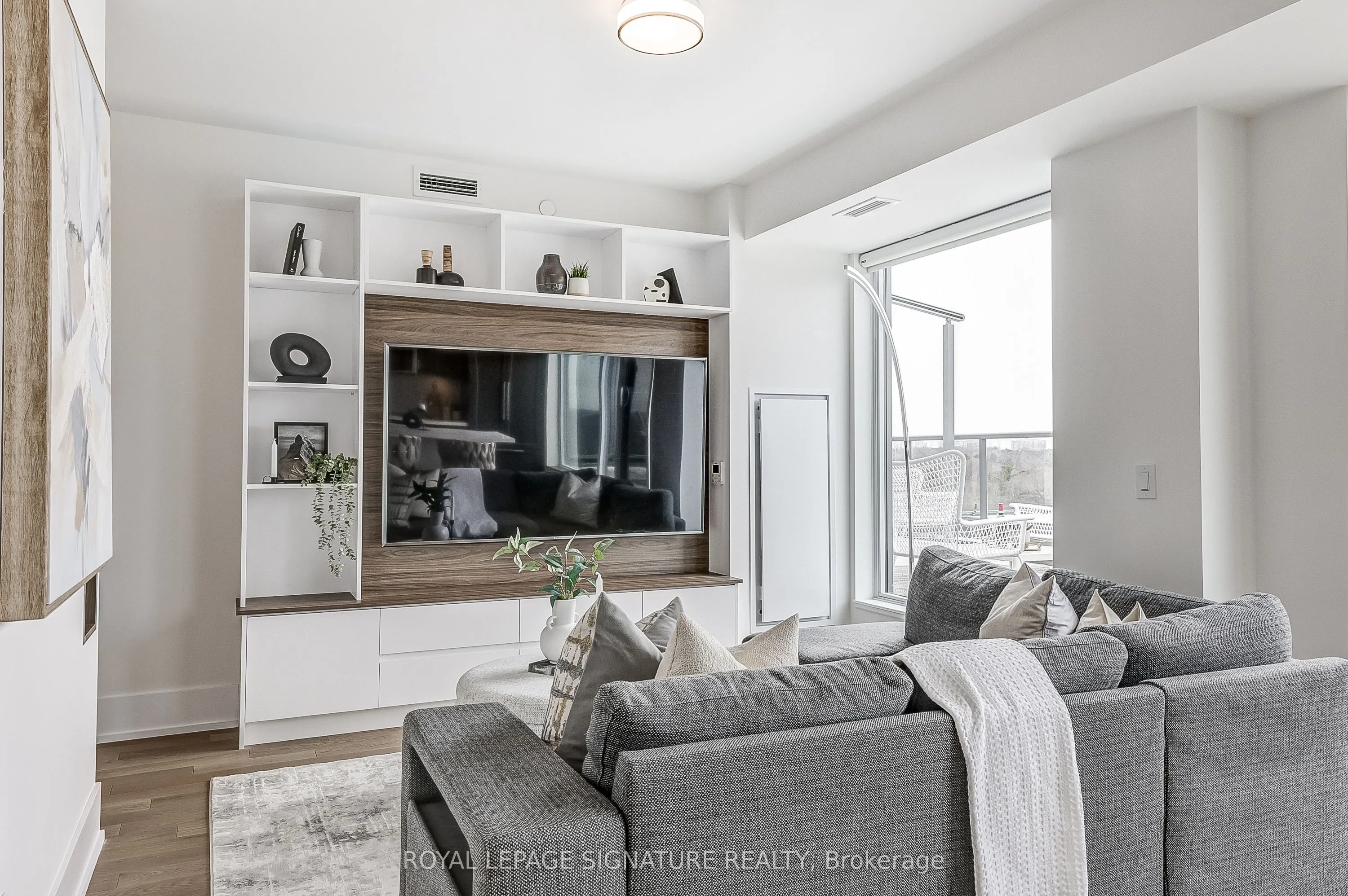 25 Adra Grado Way, #853