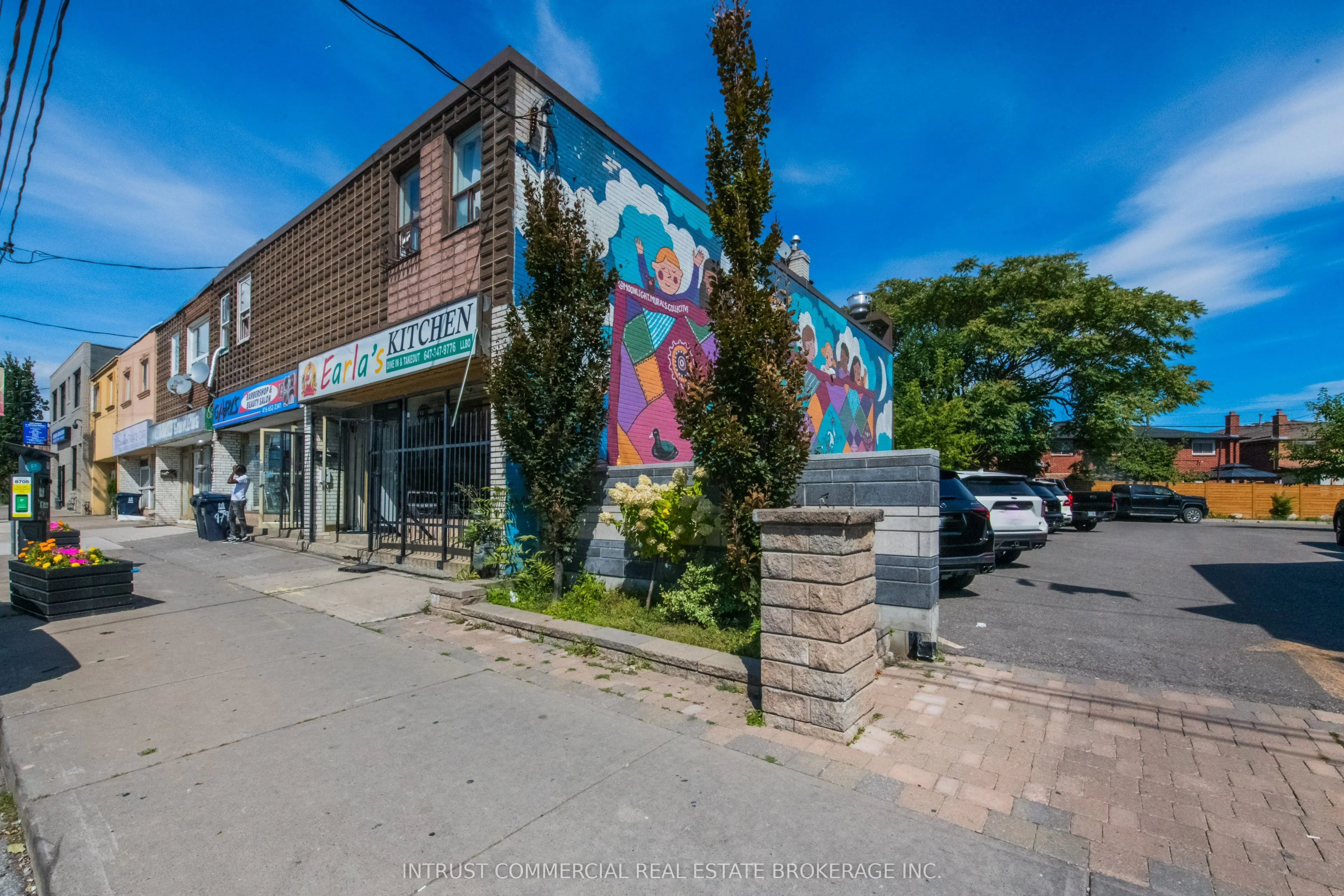 477 Oakwood Avenue
