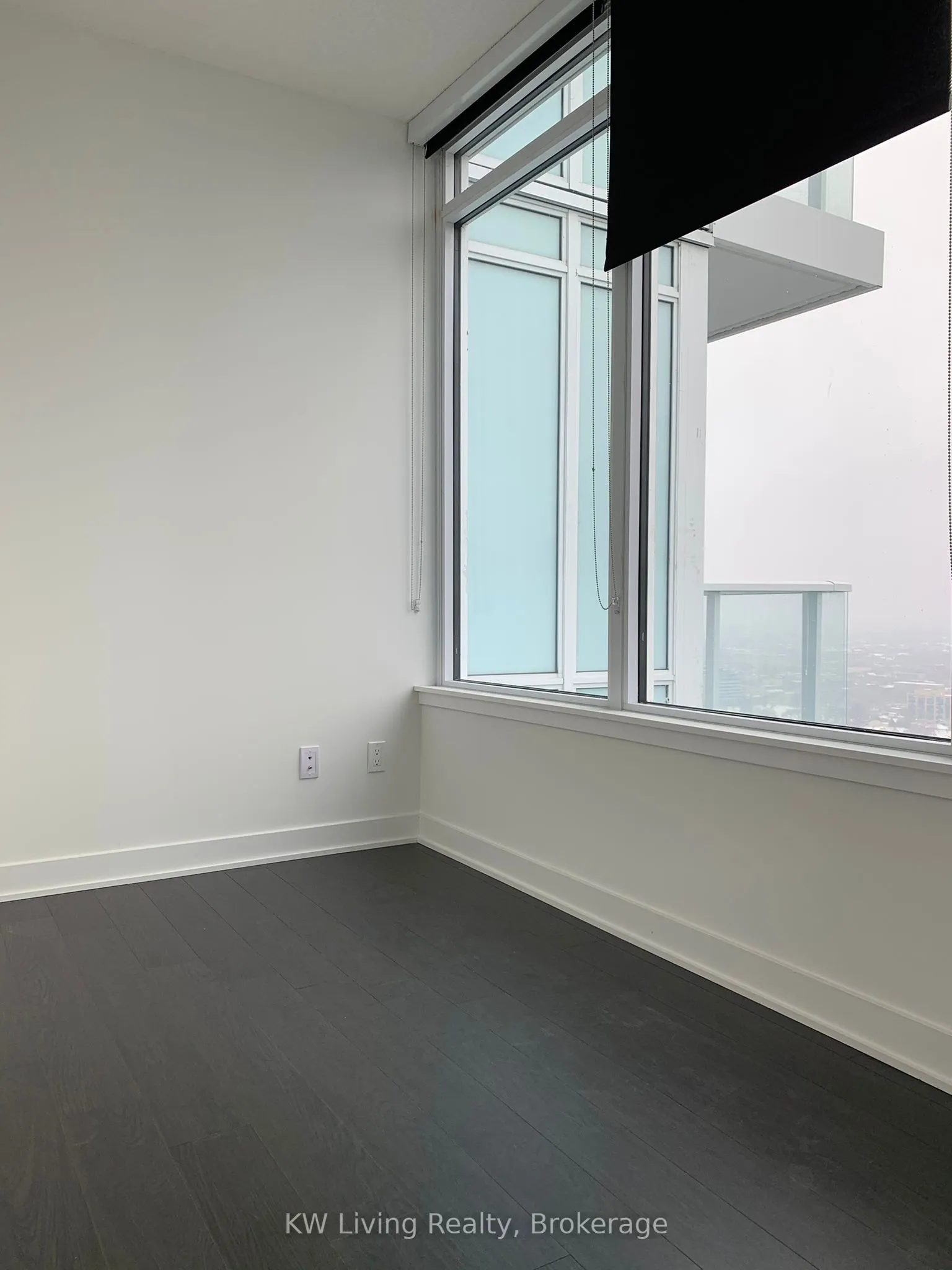 19 Bathurst Street, #3706