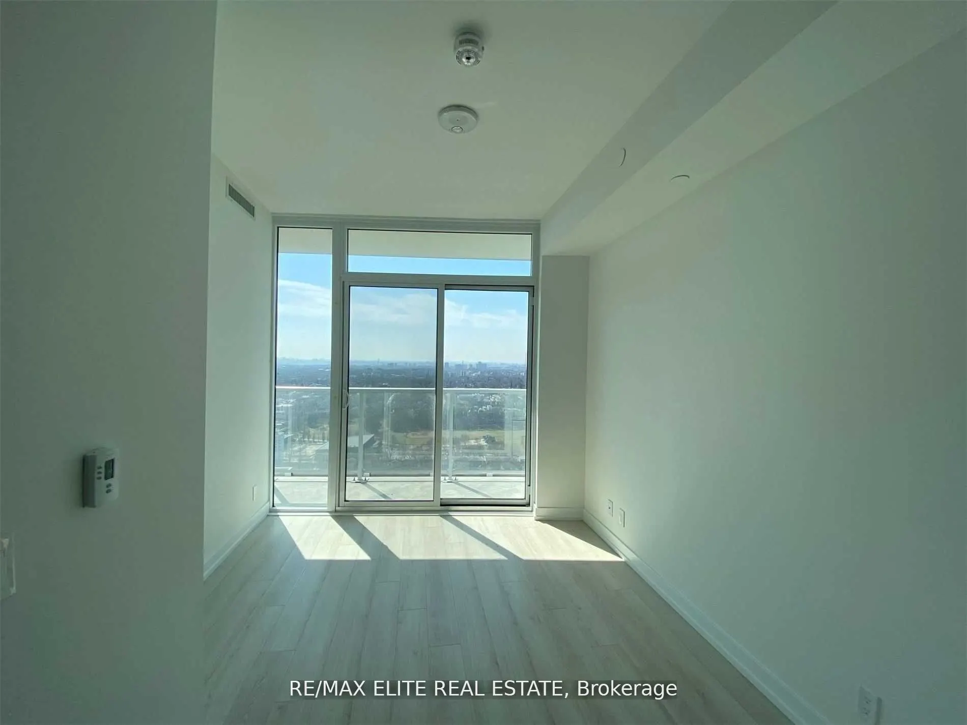 33 Helendale Avenue, #2808