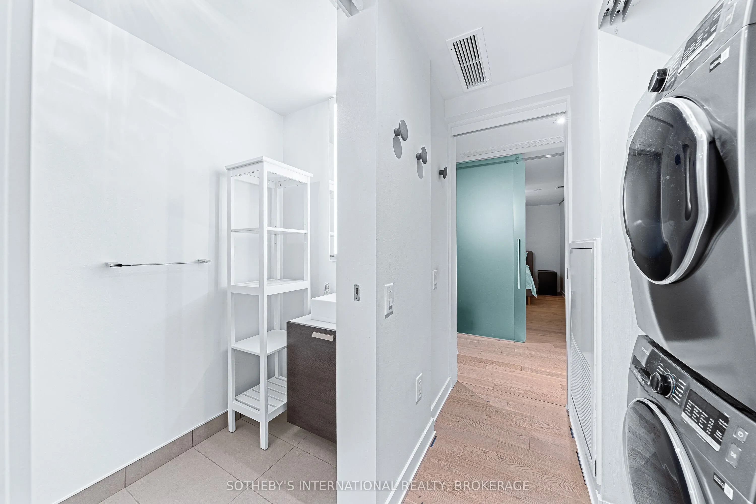 629 King Street W, #212