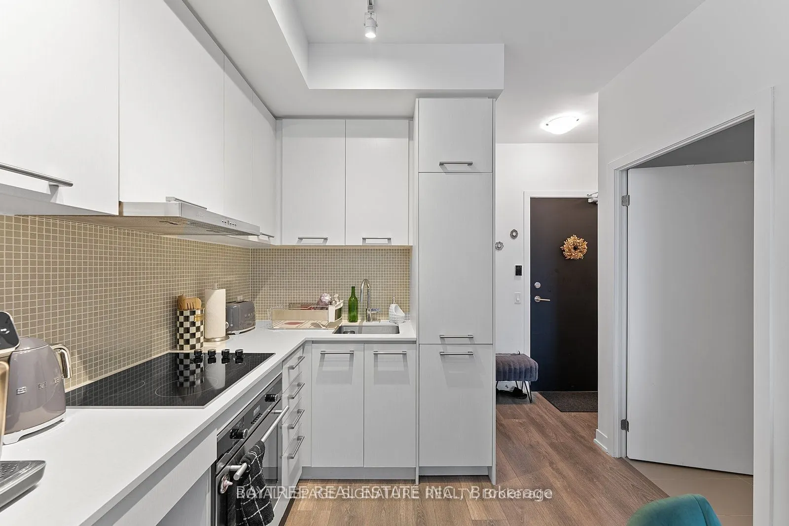 87 Peter Street, #1901