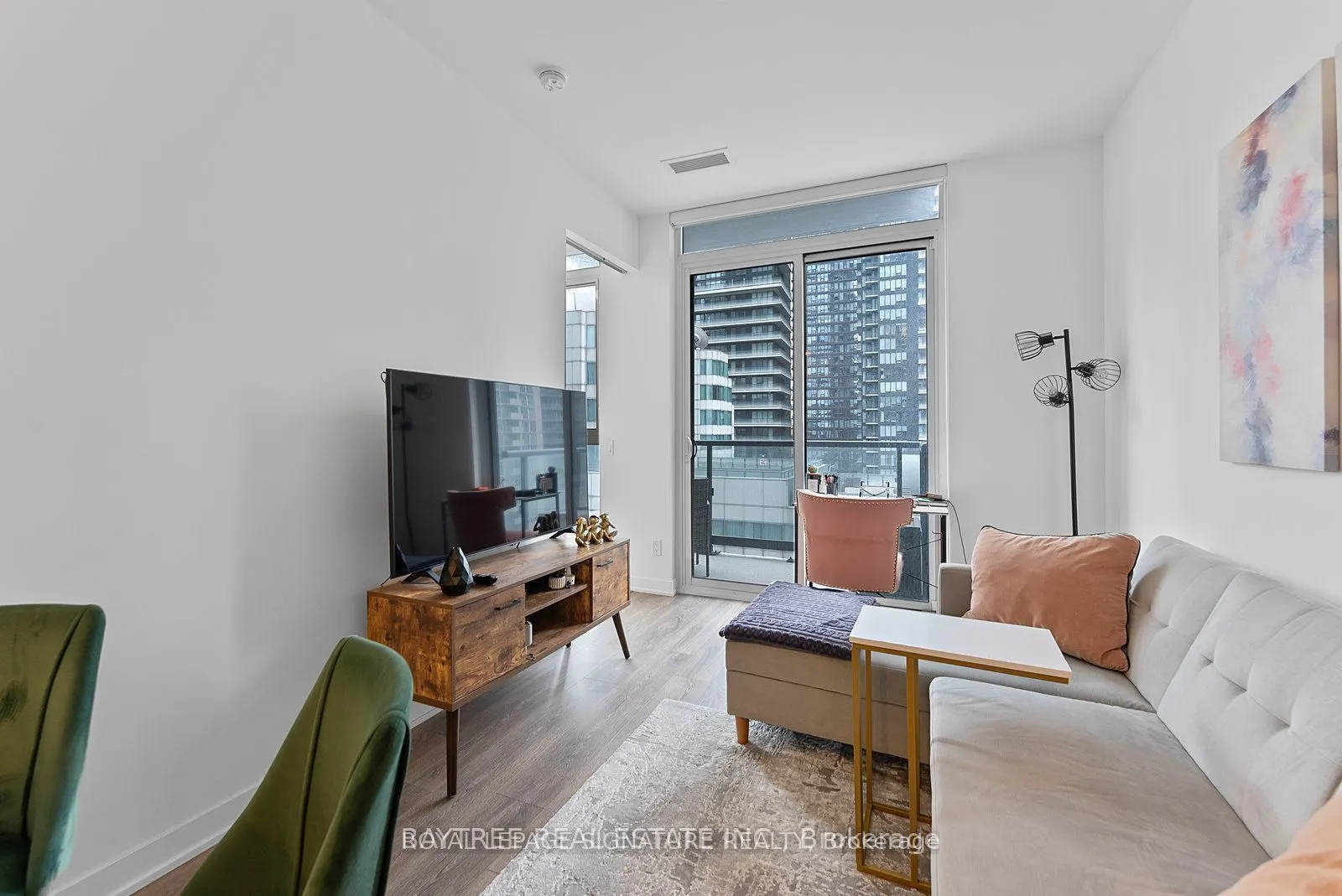 87 Peter Street, #1901