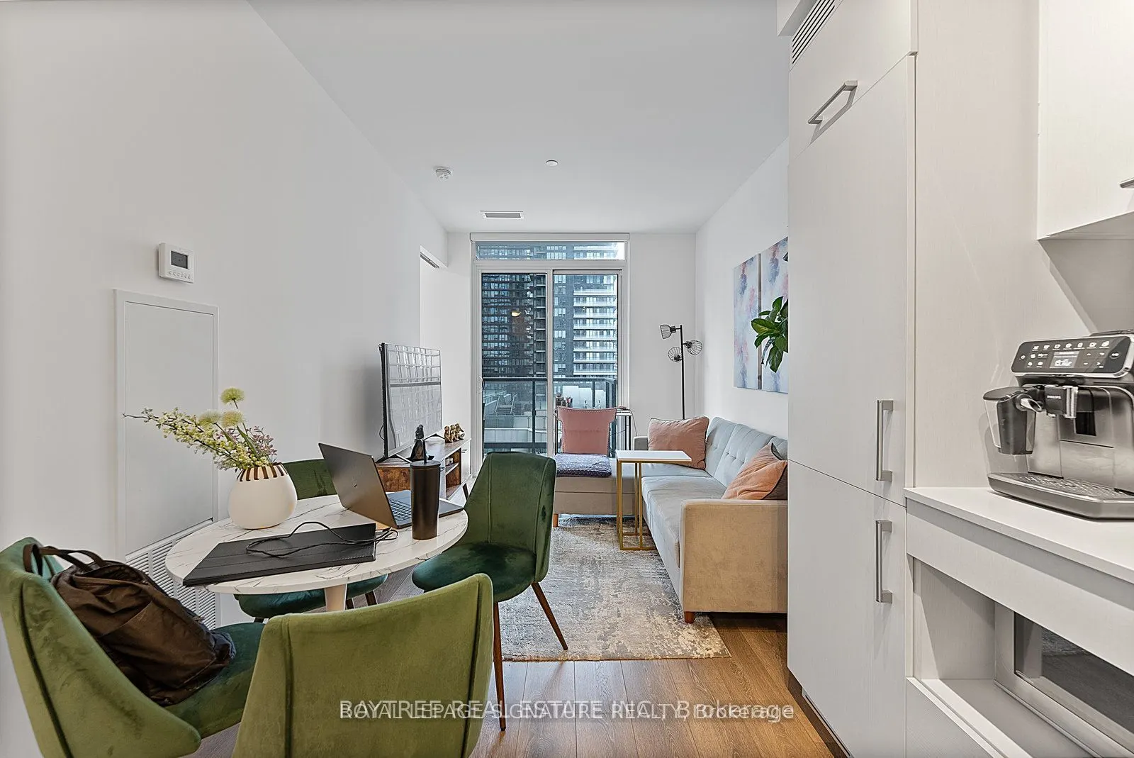 87 Peter Street, #1901