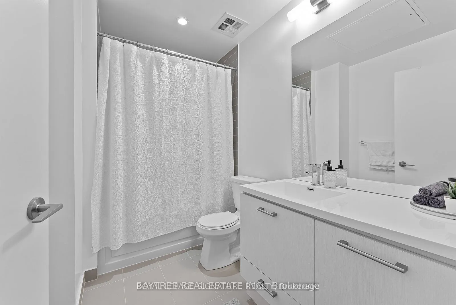 87 Peter Street, #1901