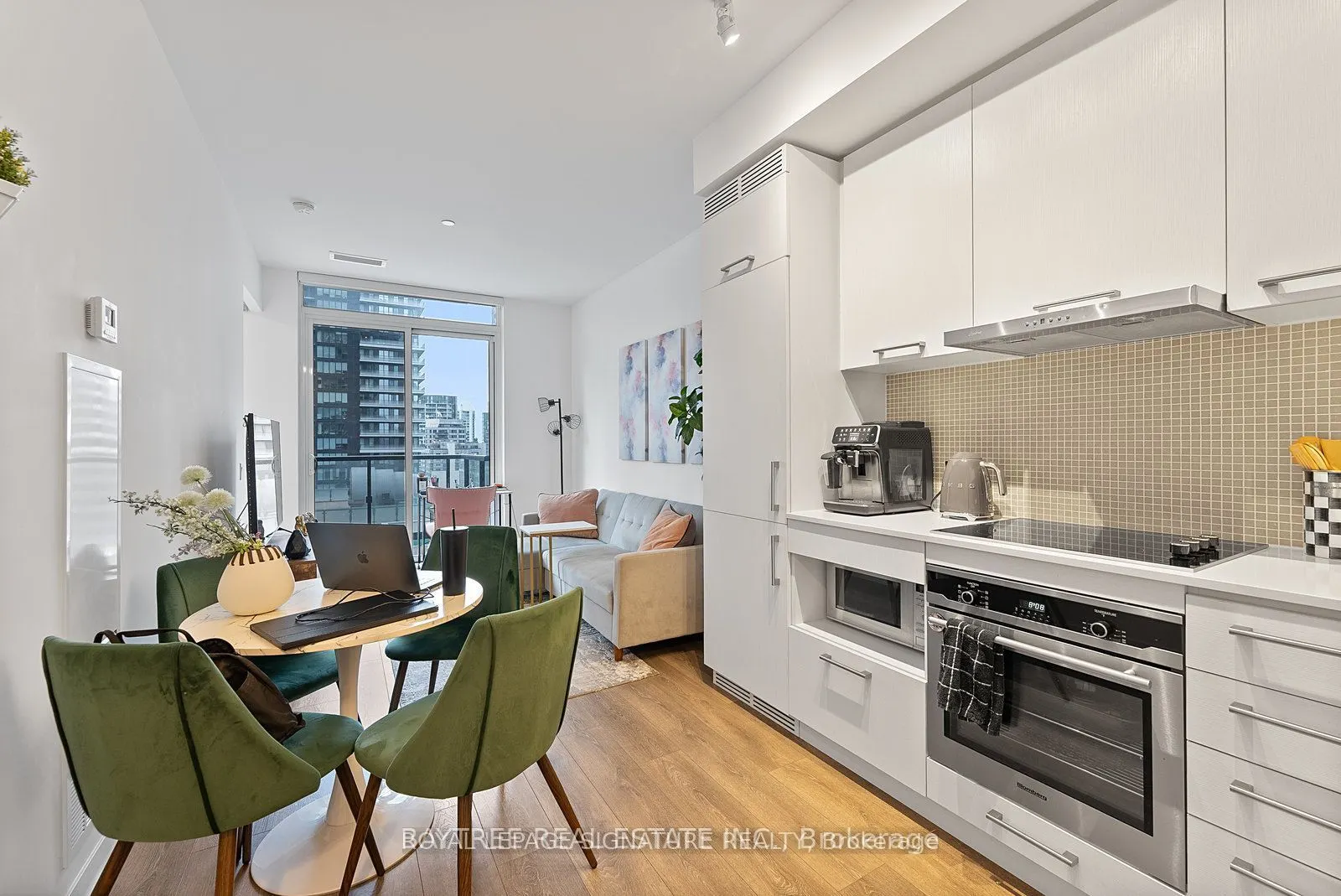 87 Peter Street, #1901