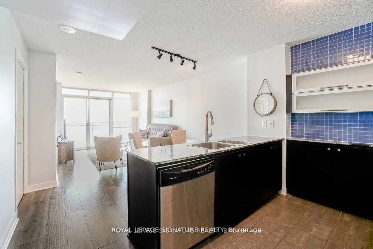 11 Brunel Court, #3111