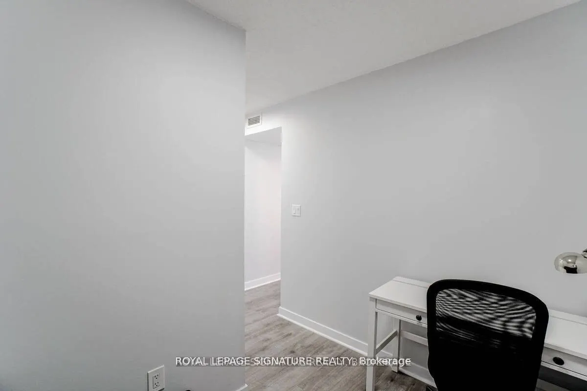 11 Brunel Court, #3111
