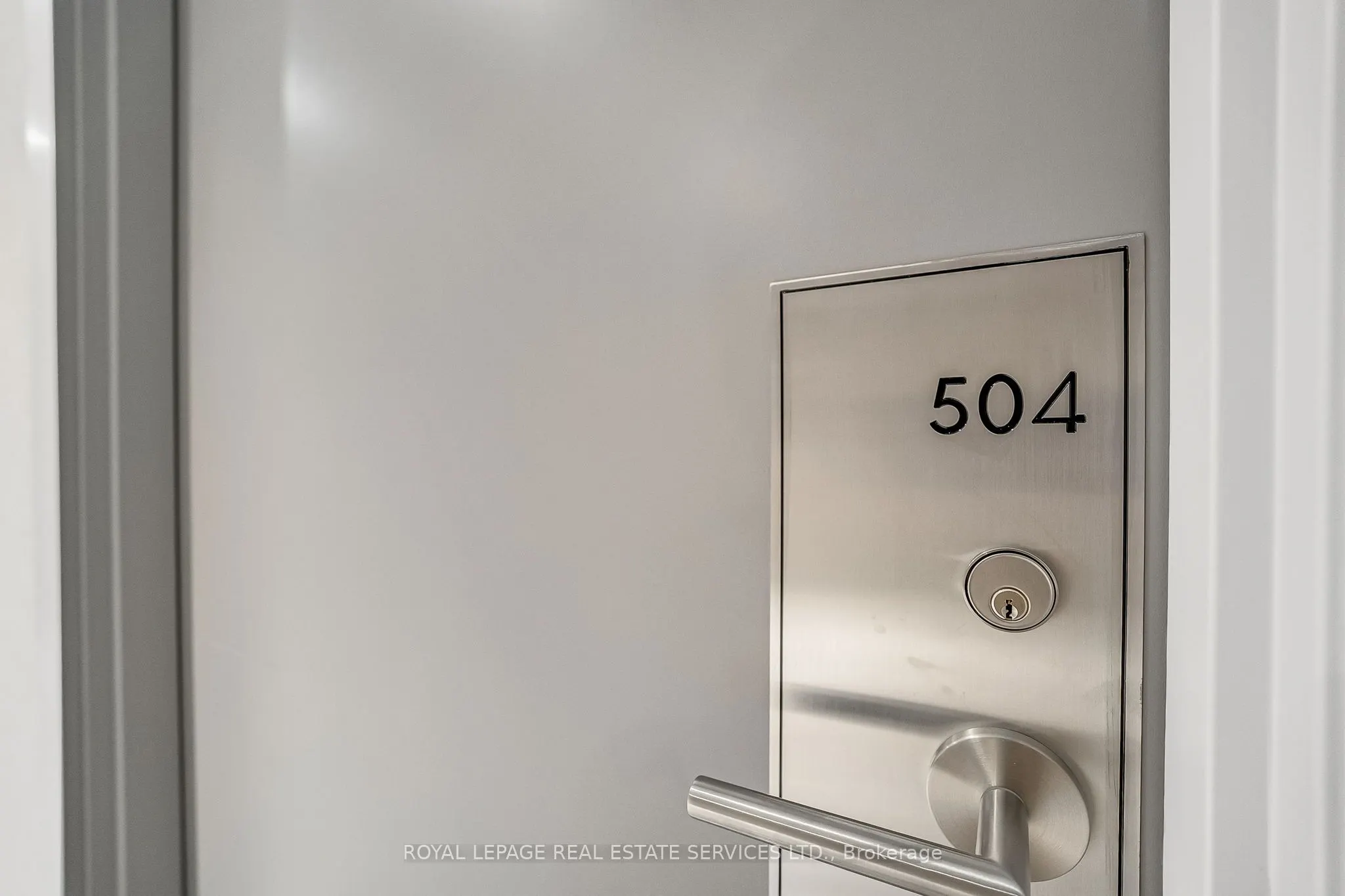 8 Widmer Street, #504