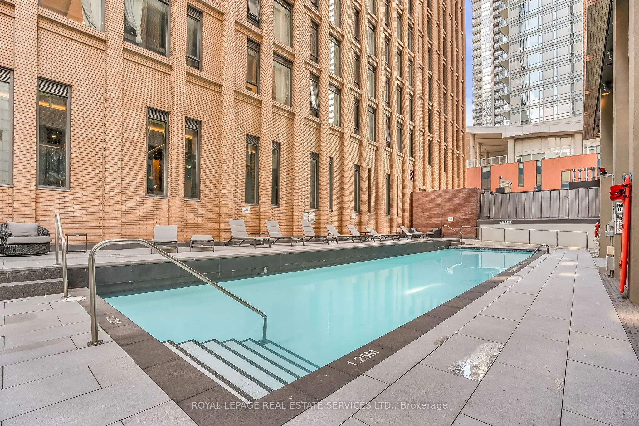 8 Widmer Street, #504