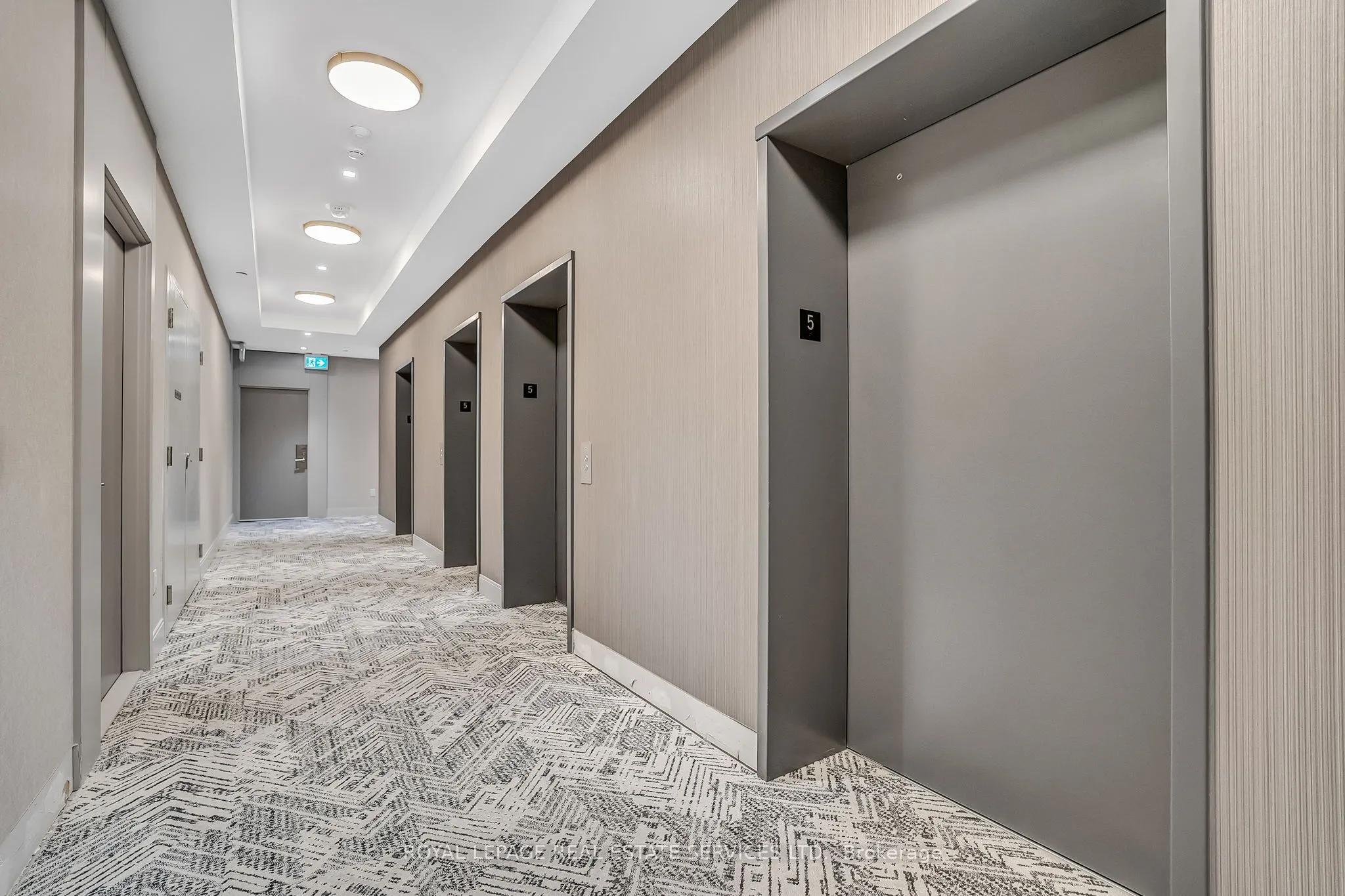 8 Widmer Street, #504