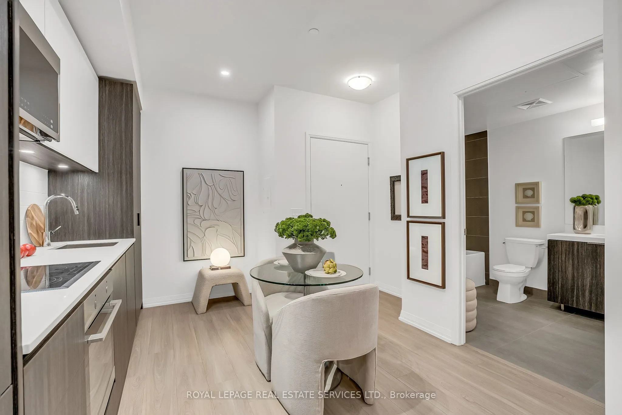 8 Widmer Street, #504