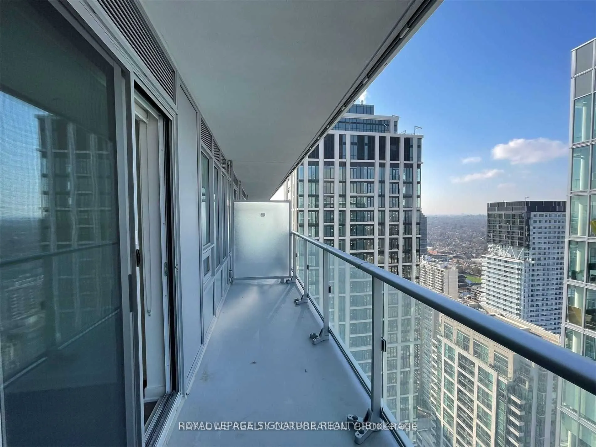 195 Redpath Avenue, #3515