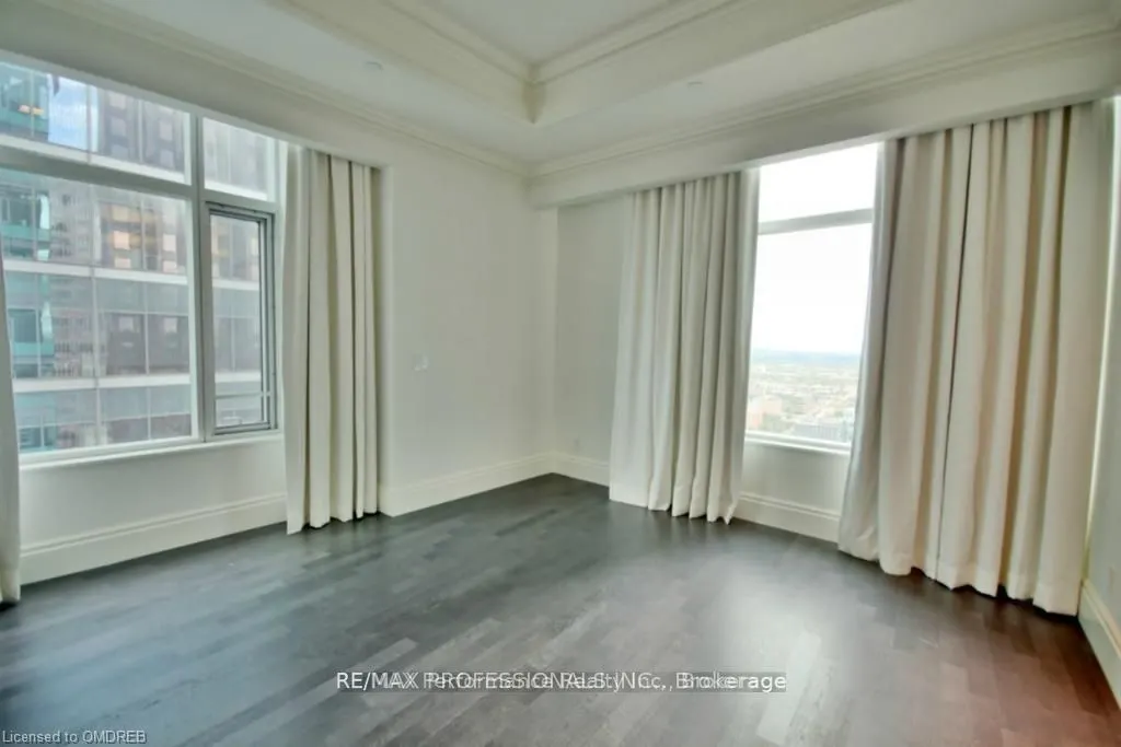 311 Bay Street, #4803