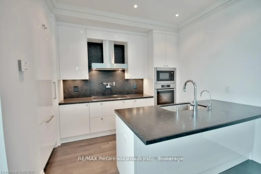 311 Bay Street, #4803