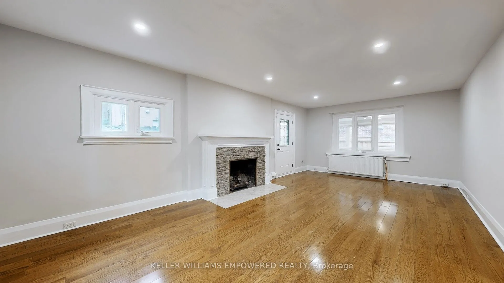 107 Lawrence Crescent