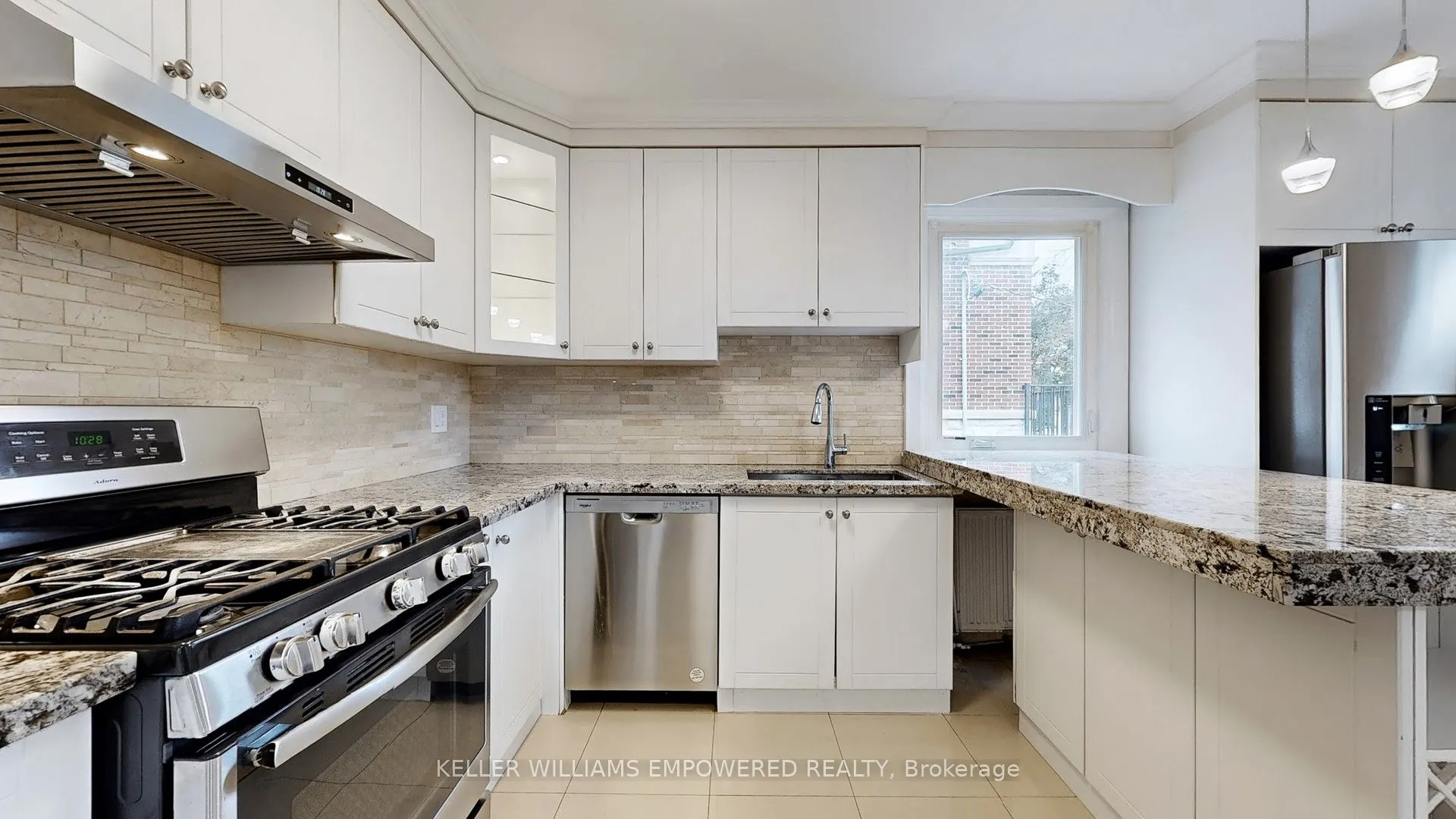 107 Lawrence Crescent