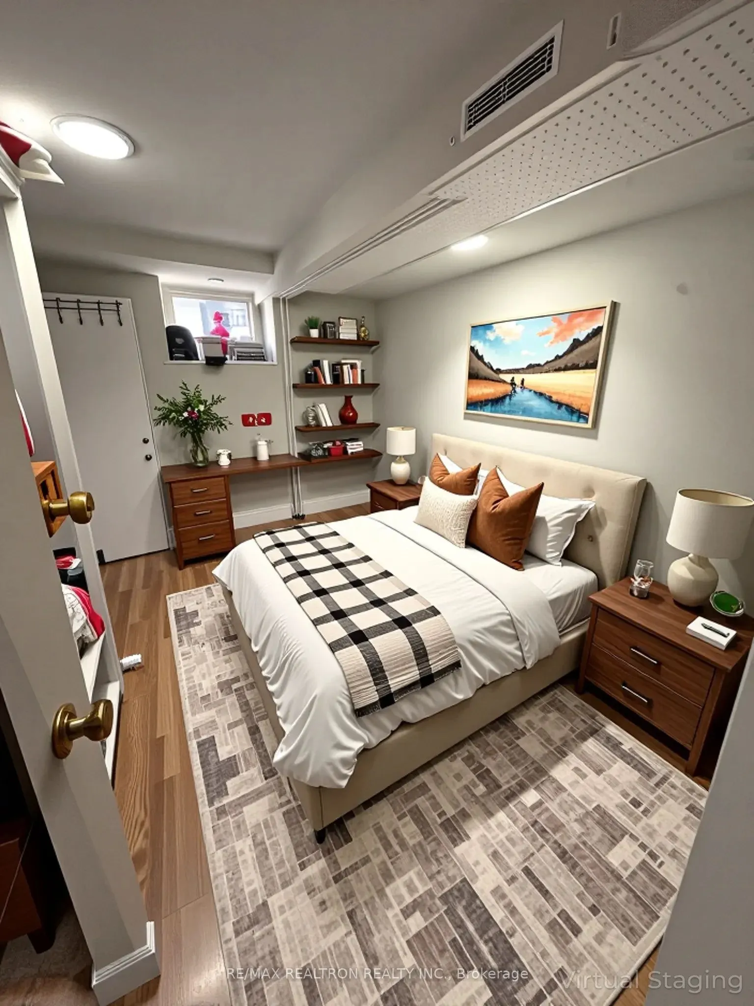 24 Coolmine Road, #Lower