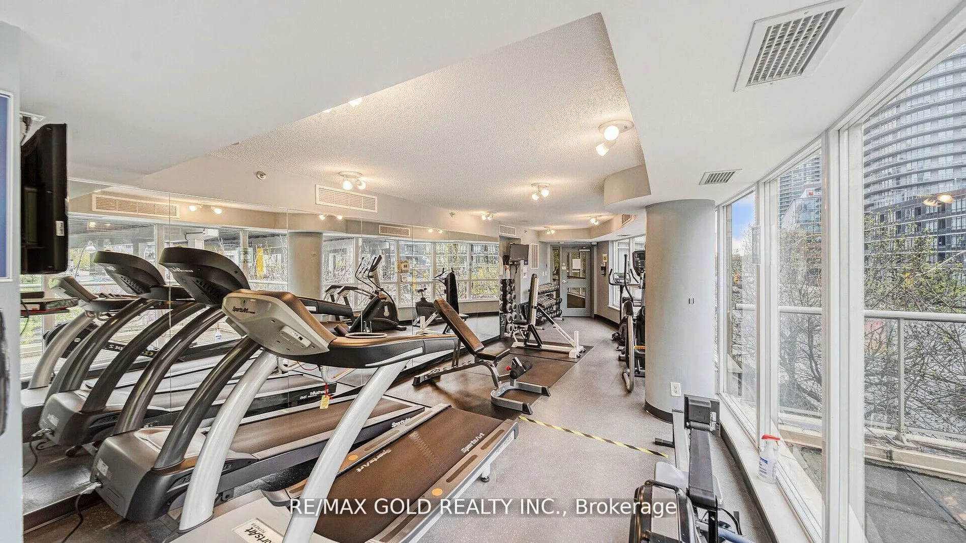 550 Queens Quay W, #509