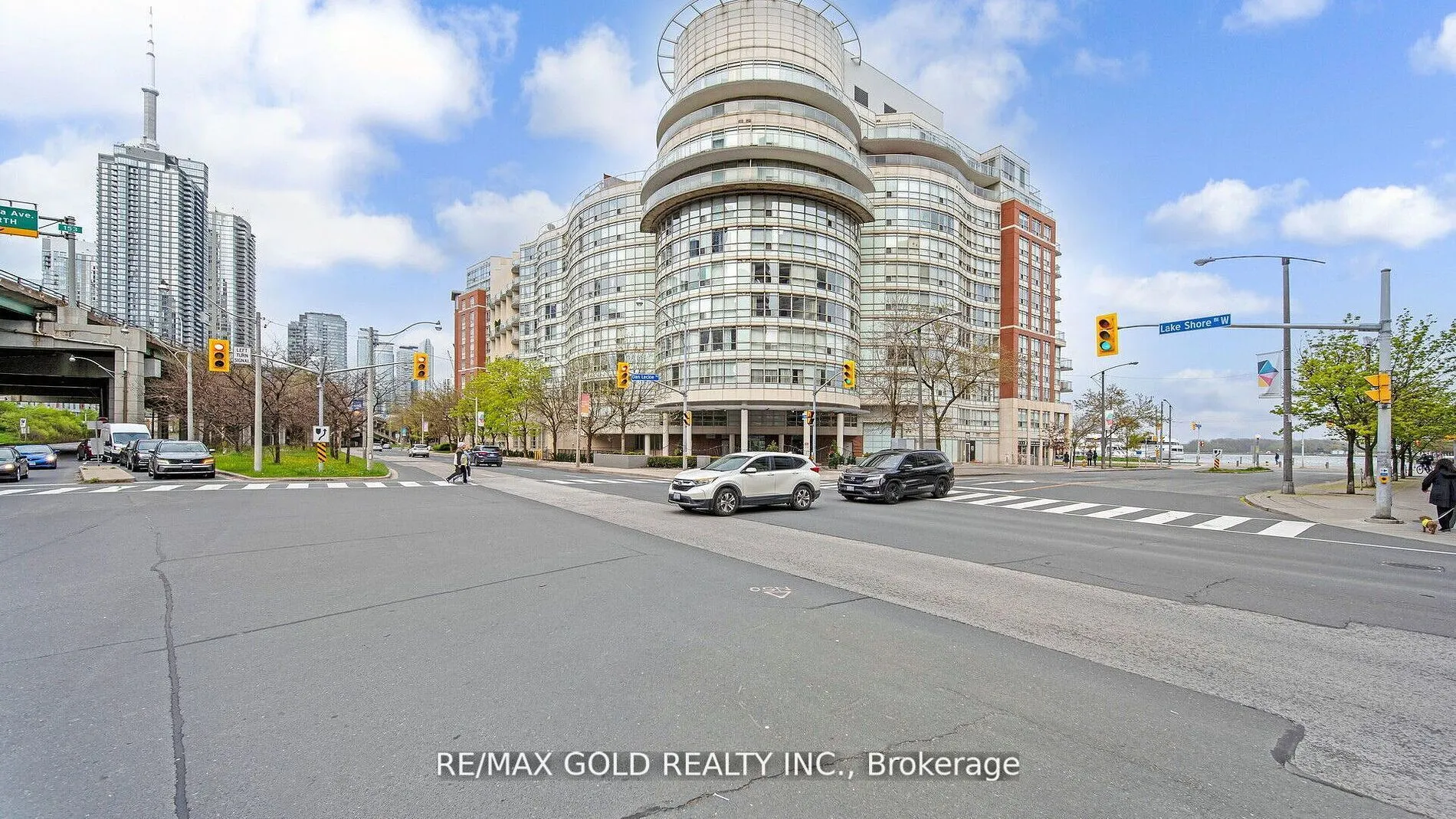 550 Queens Quay W, #509