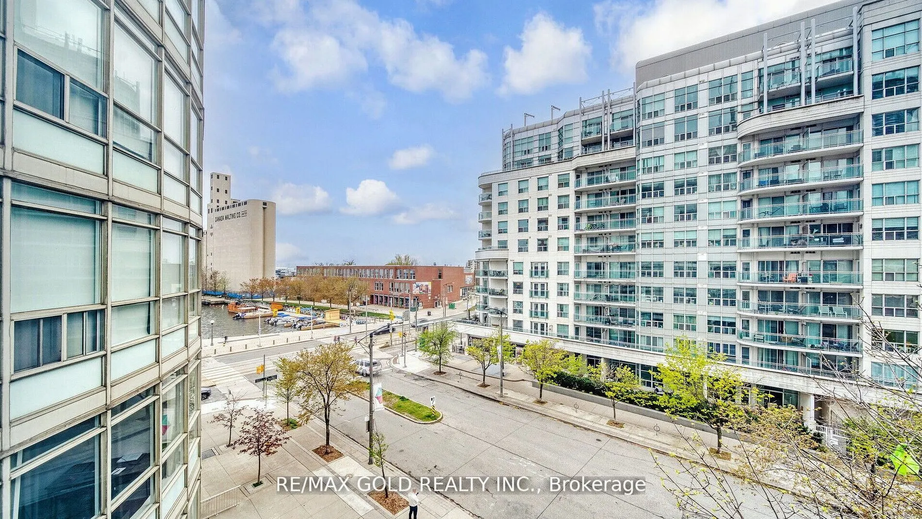 550 Queens Quay W, #509