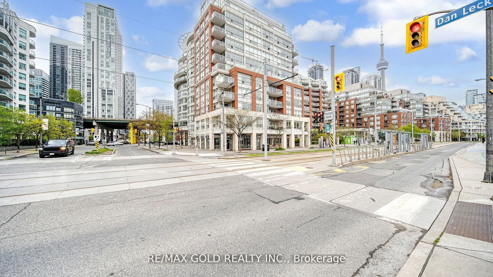 550 Queens Quay W, #509