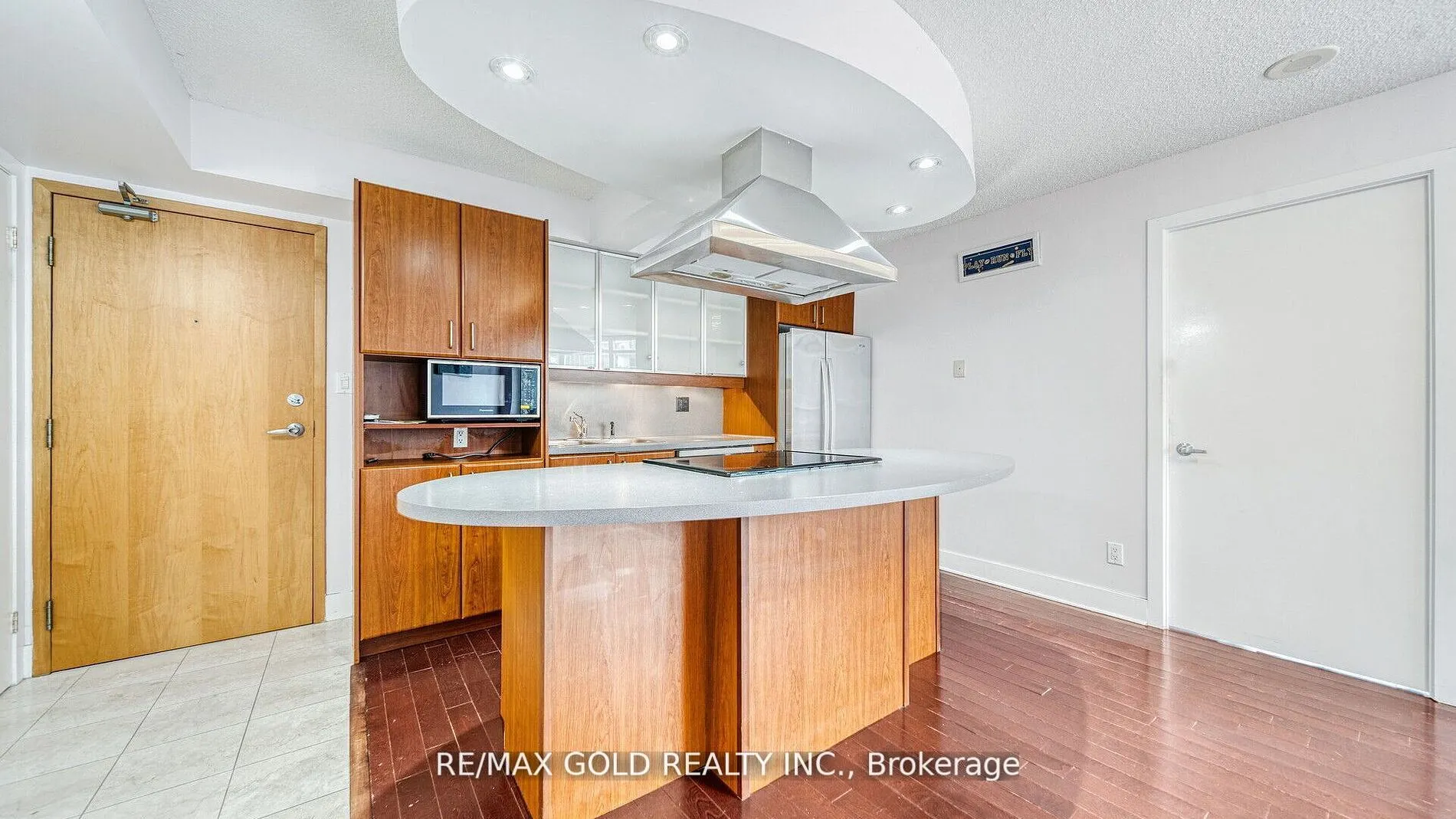 550 Queens Quay W, #509