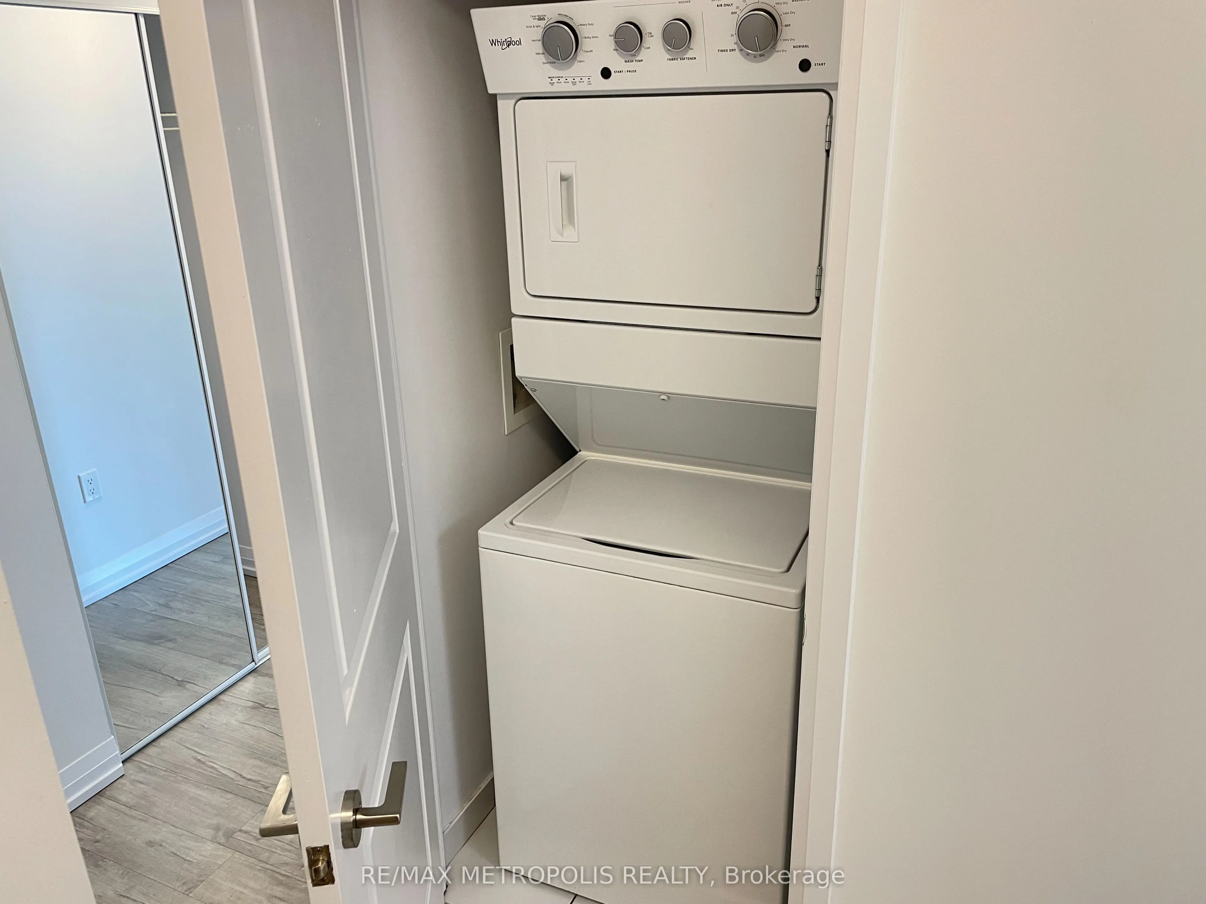 55 Smooth Rose Court, #2502