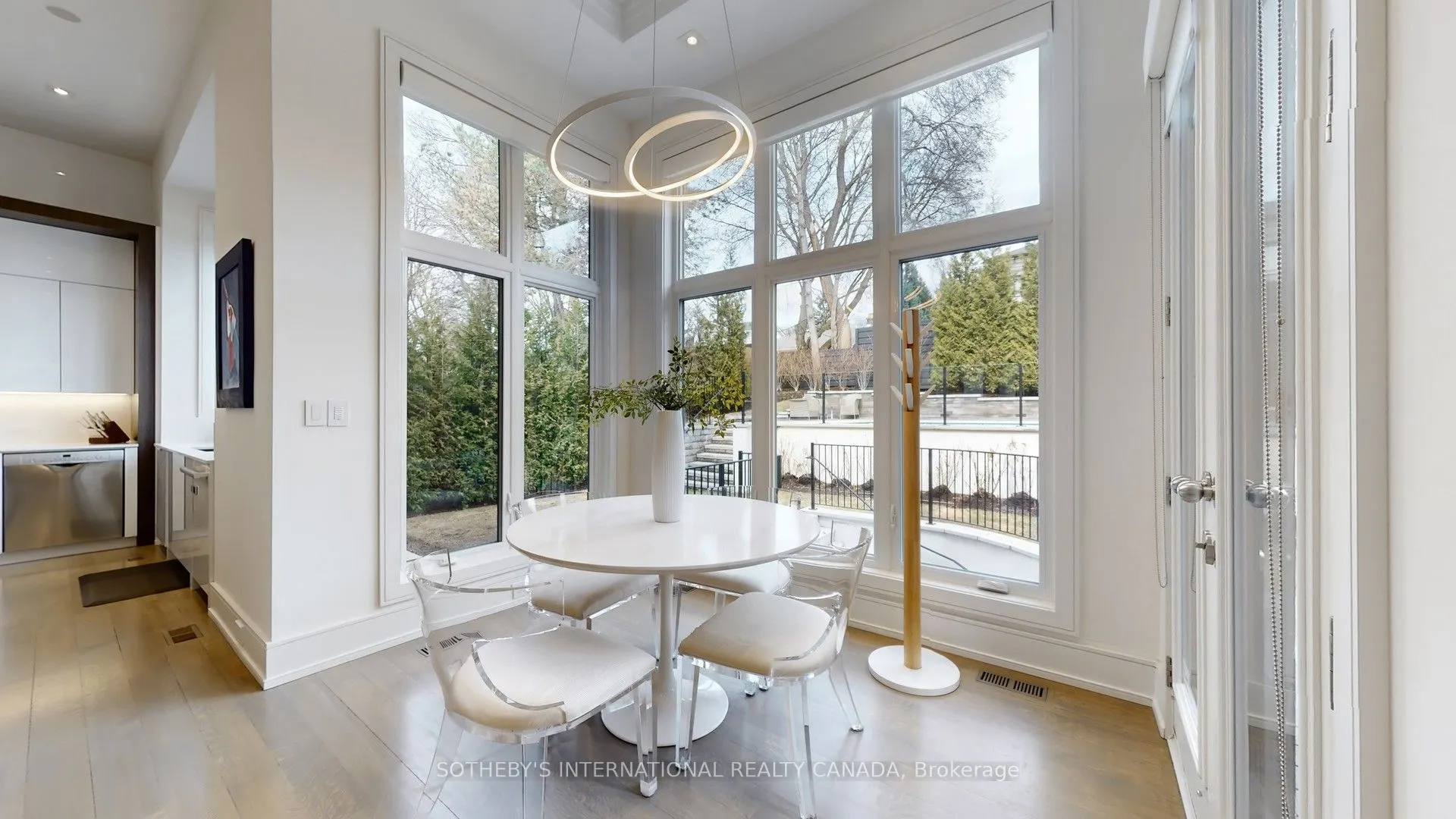 77 Bannatyne Drive